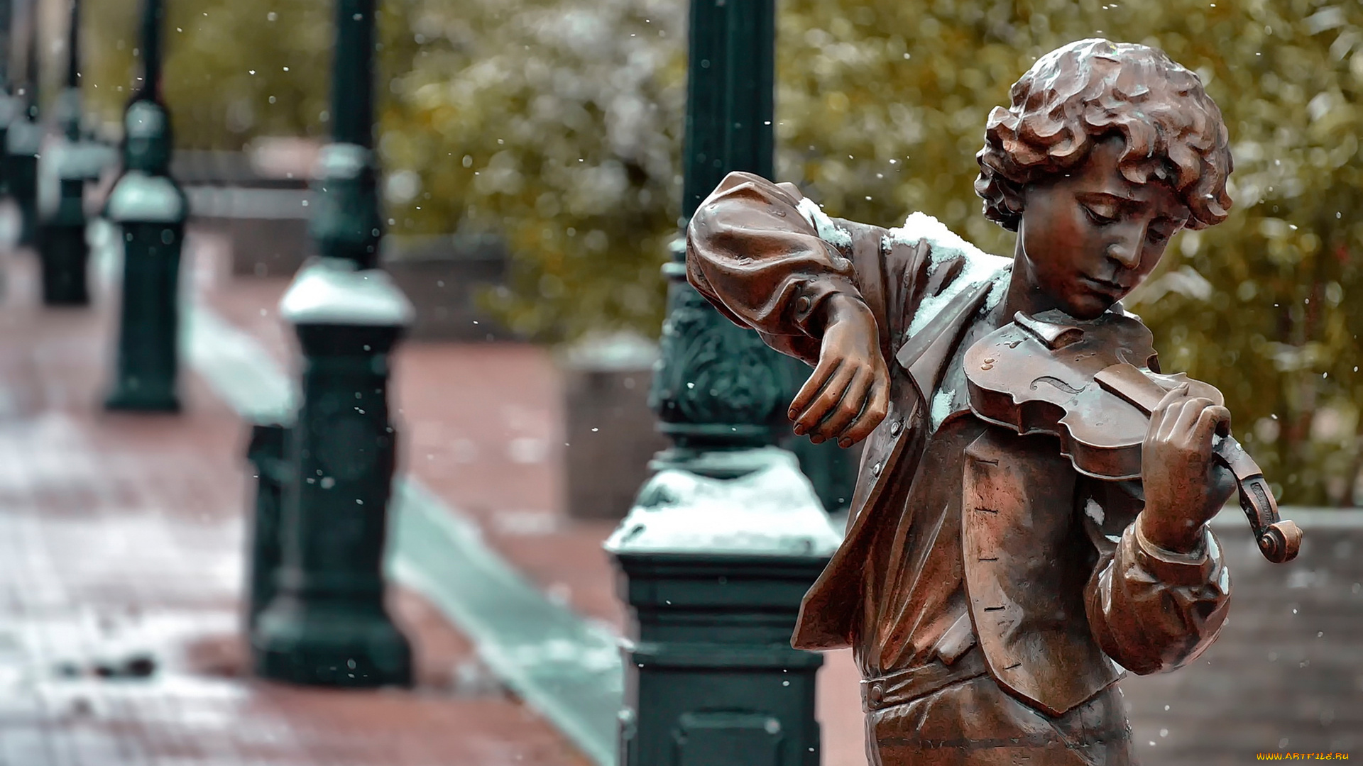 города, -, памятники, , скульптуры, , арт-объекты, скрипка, мальчик, снег, город