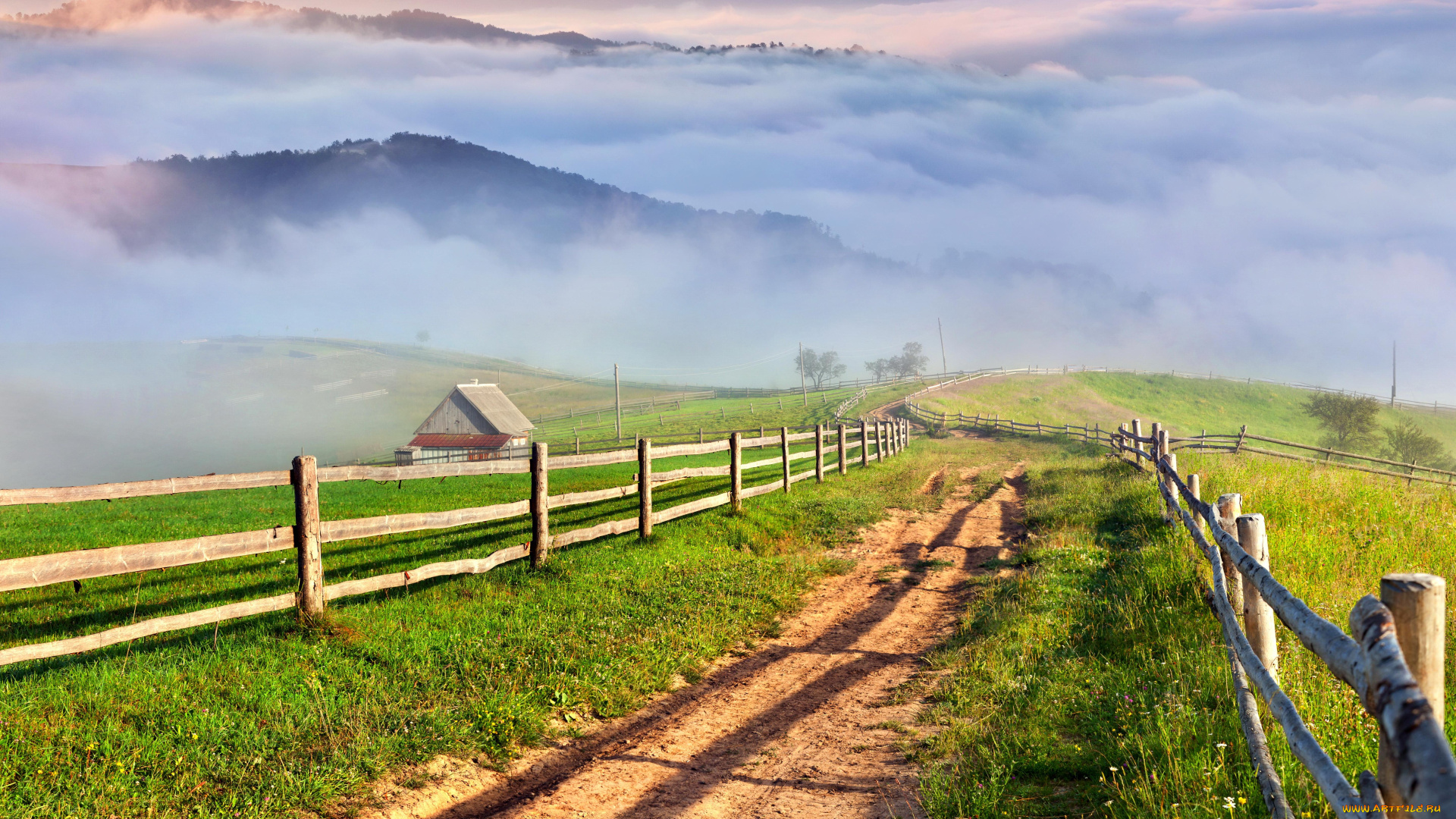 природа, дороги, дорога, горы, туман, заборы, изгородь, луга, дом, трава