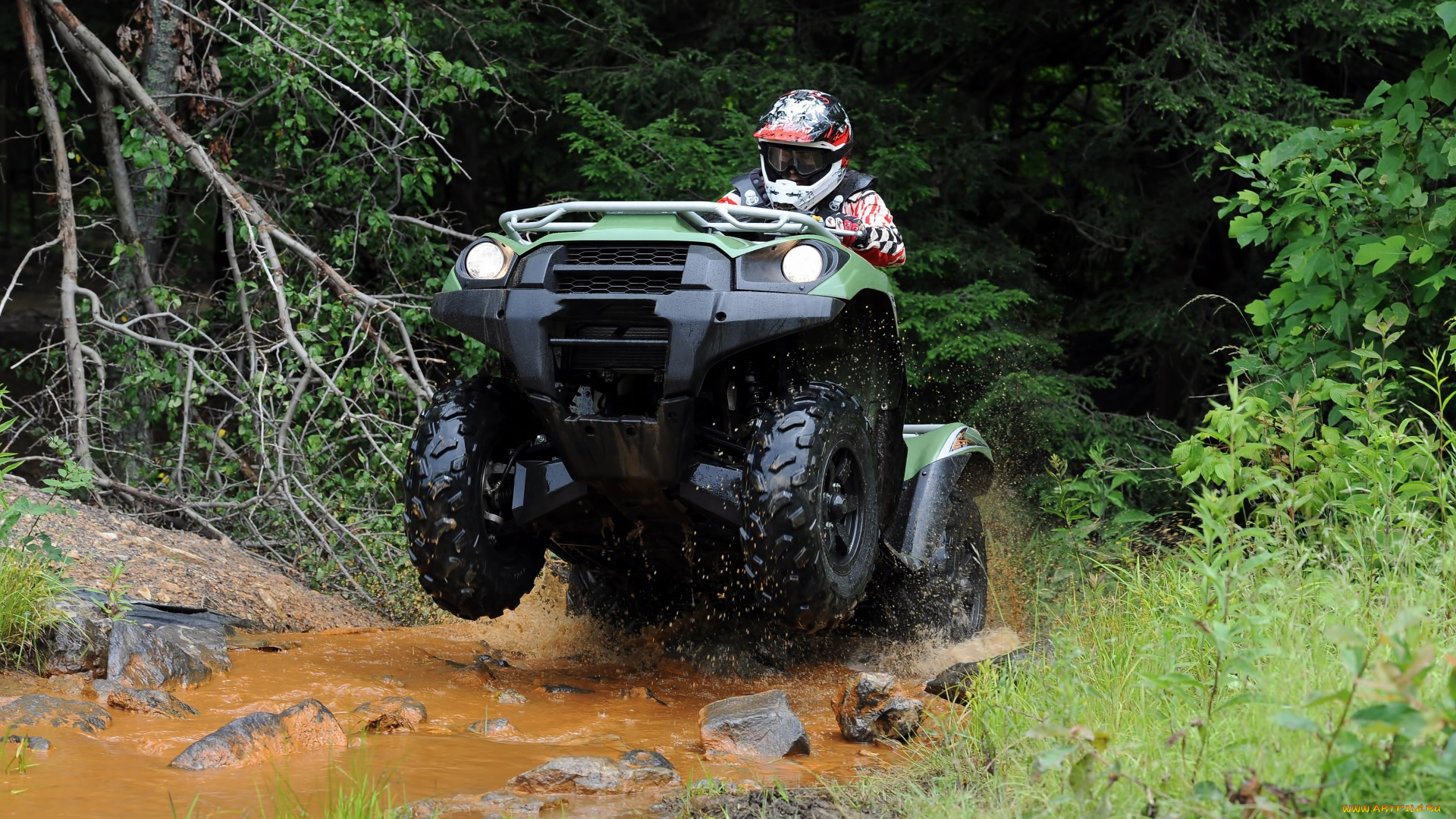 мотоциклы, квадроциклы, bike, шлем, дождь, преодоление, гонщик, байкер, препятствия, мощность, кросс, moto, движение, квадроцикл, кантри, концентрация, снаряжение, бездорожье, цель, боке, грязь, racer, quad, quadrocycle, atv