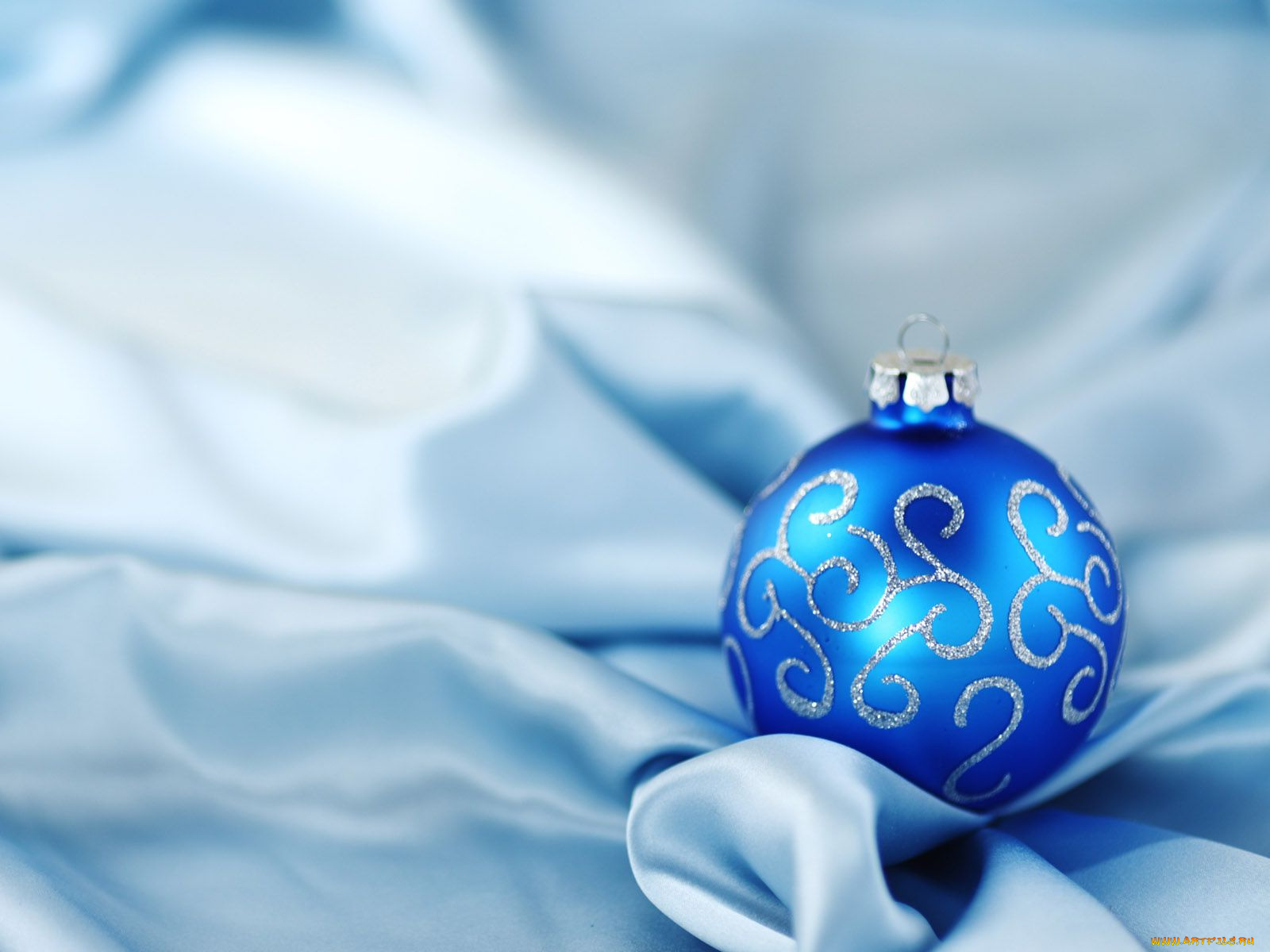 праздничные, шарики