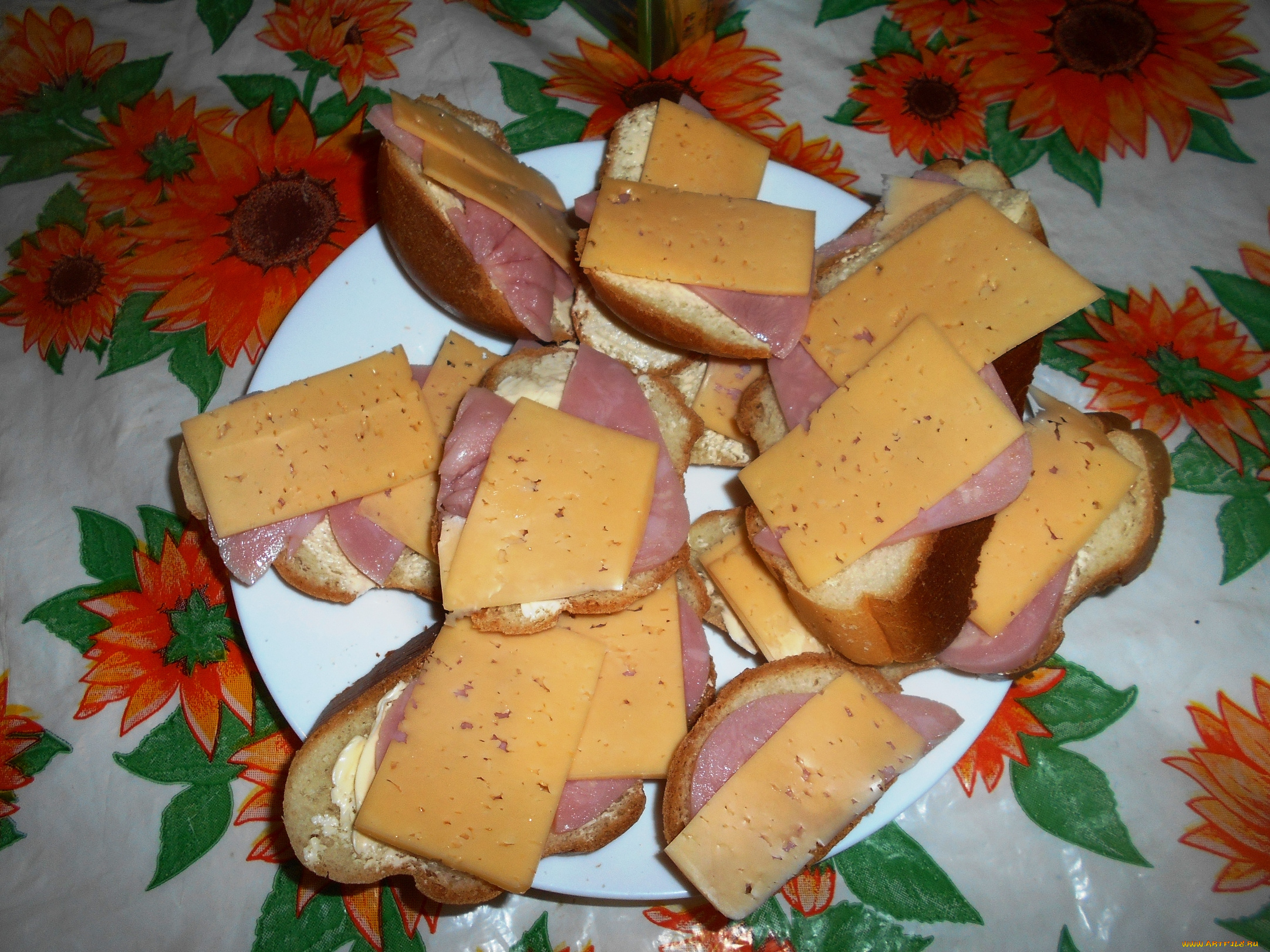 еда, бутерброды, , гамбургеры, , канапе, колбаса, хлеб, сыр