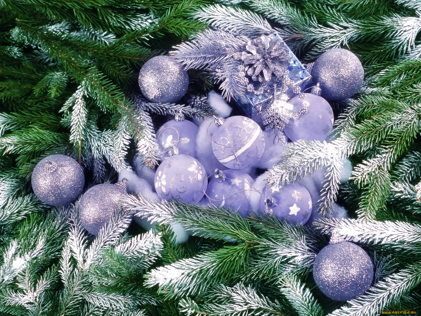 праздничные, шарики