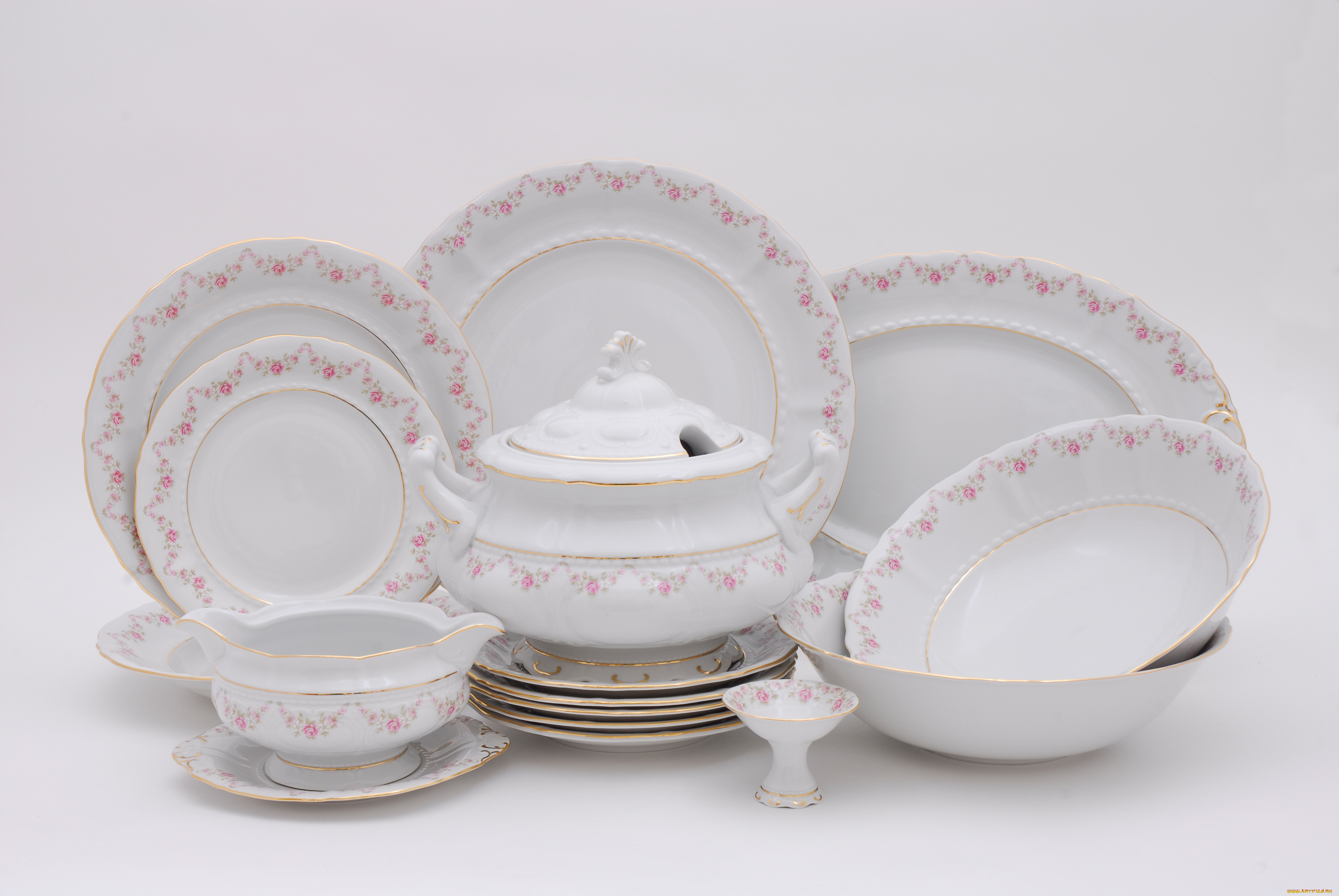 разное, посуда, столовые, приборы, кухонная, утварь, сервиз, тарелочки, чайник, чашка, фарфор