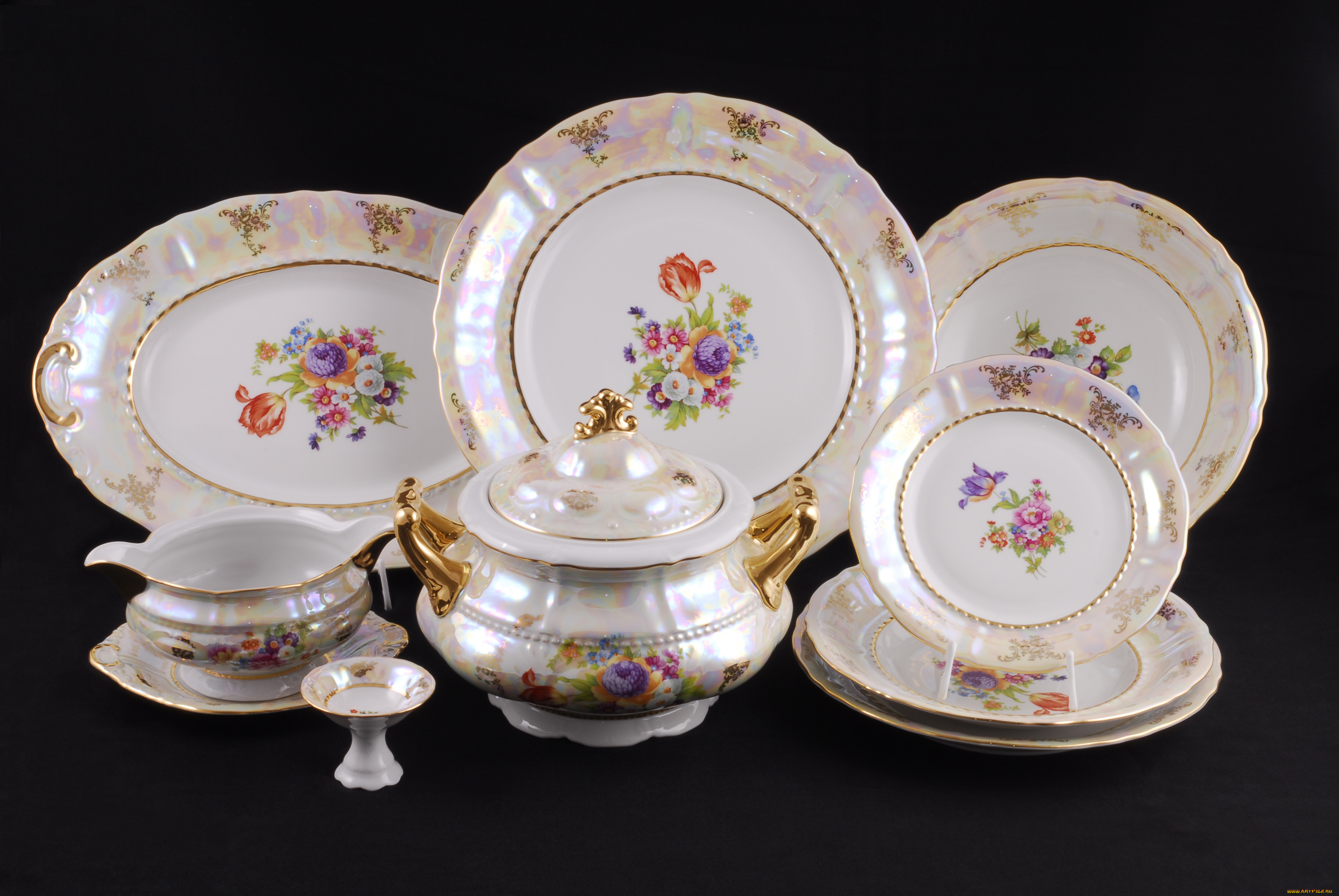 разное, посуда, столовые, приборы, кухонная, утварь, сервиз, тарелочки, чашка, фарфор, чайник