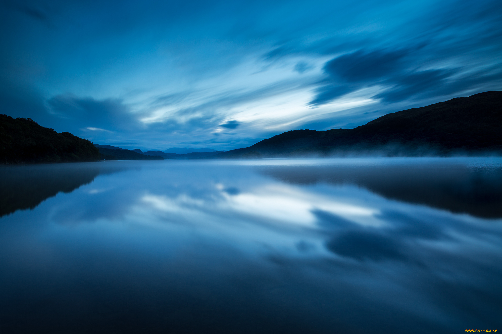 природа, реки, озера, отражение, небо, гладь, облака, дымка, голубое, вода, туман, вечер, озеро, заповедник, англия, великобритания