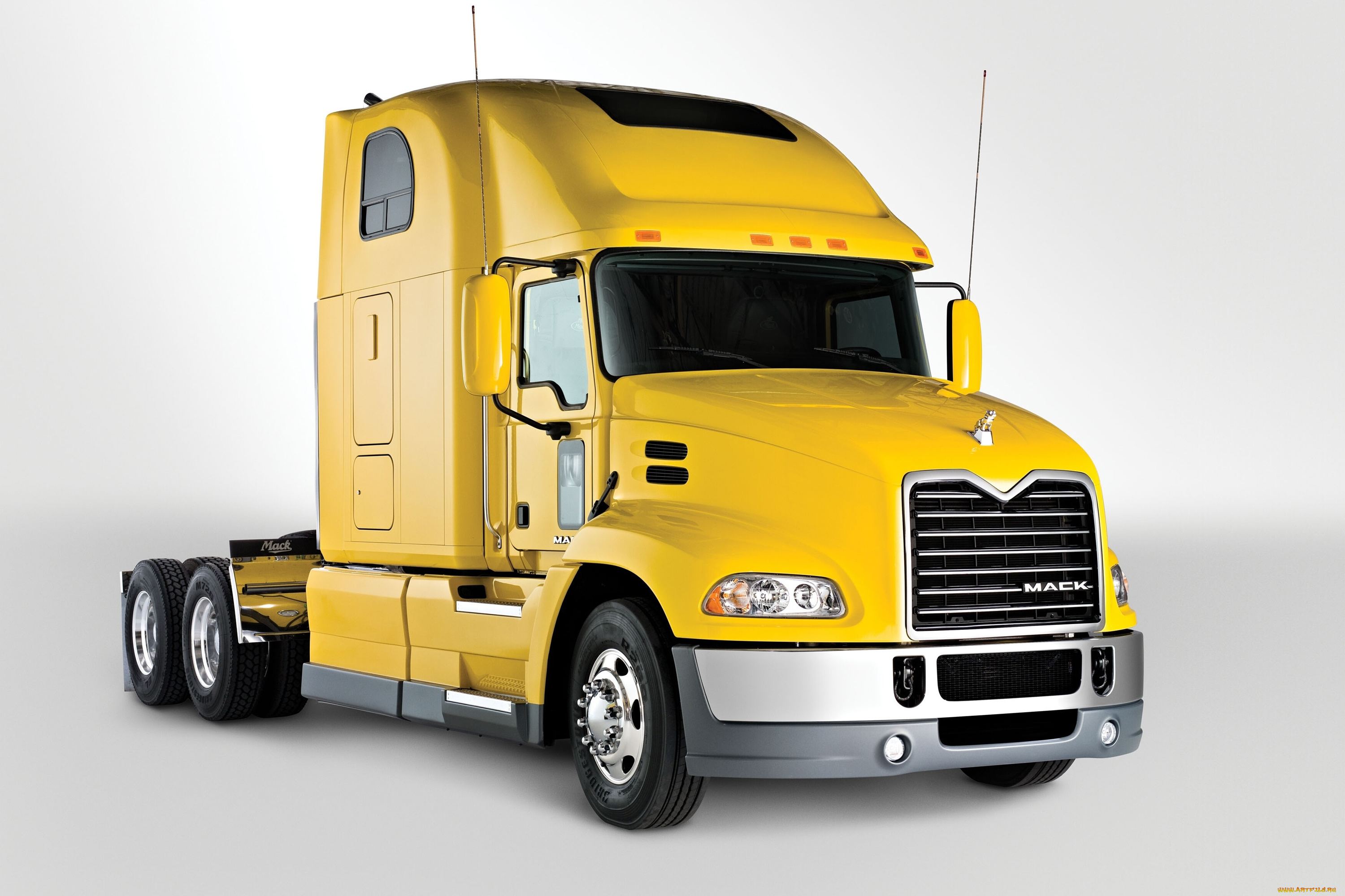 автомобили, mack
