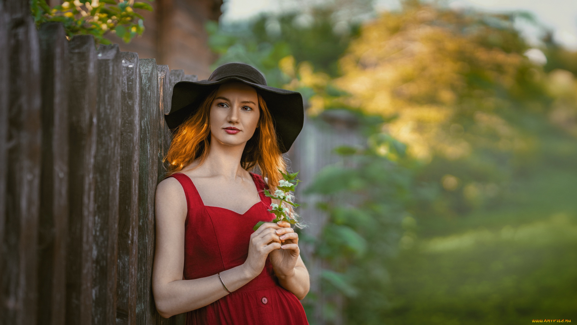 красивая, девушка, девушки, -, лица, , портреты, девушка, женщина, рыжая, светлая, тёмная, сексуальная, модель, звезда, позирует, разная, обувь, верхняя, стильная, одежда, нижнее, эротическое, бельё, трусы, лифчик, колготки, чулки, аксессуары, макияж, и, множество, элементов, на, фотографии