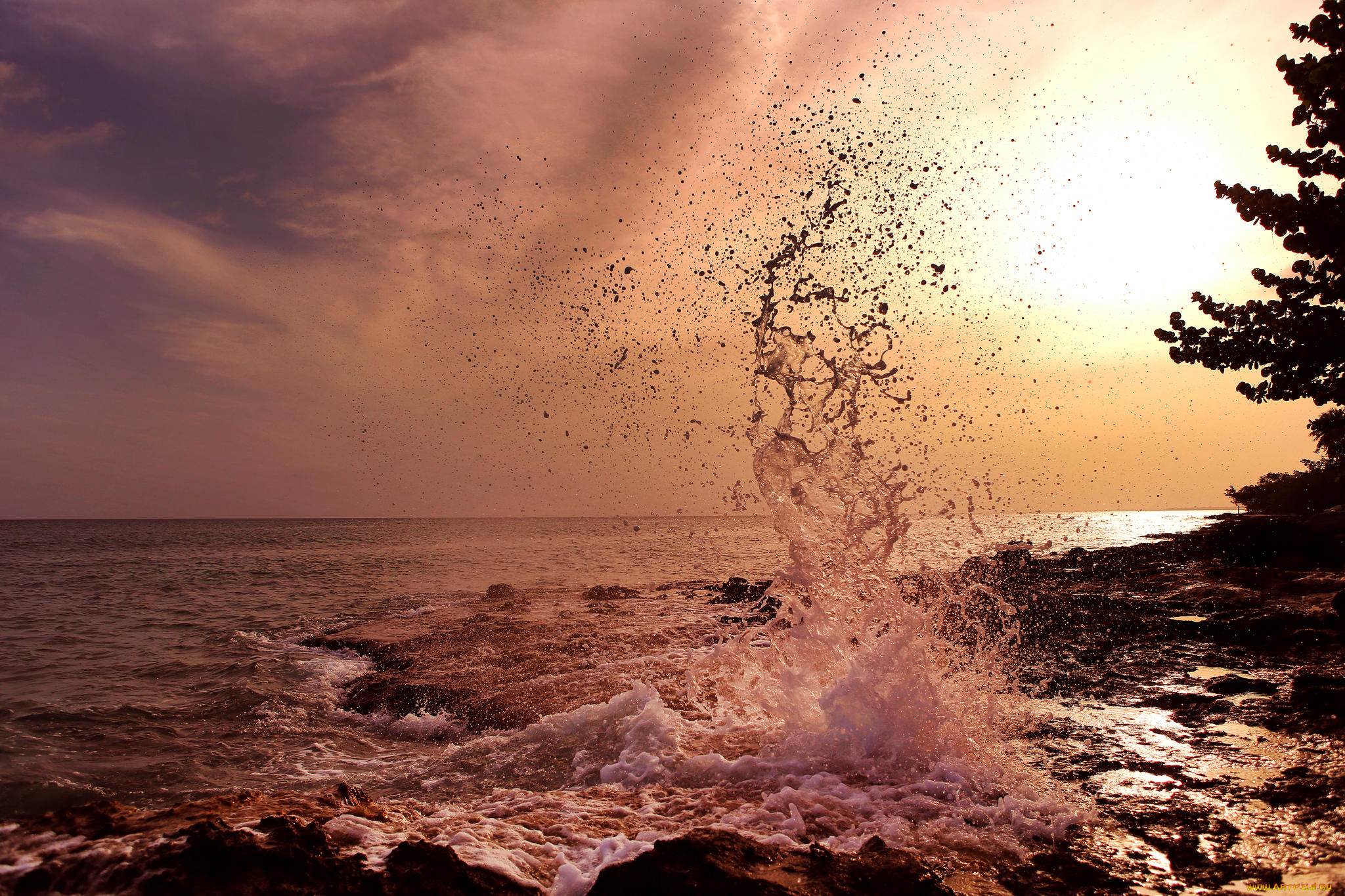 природа, побережье, всплеск, брызги, море, закат, волны