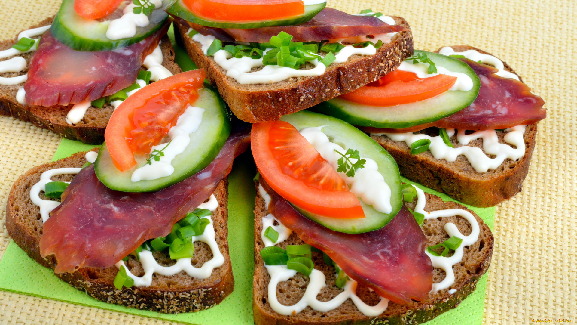 еда, бутерброды, , гамбургеры, , канапе, бутерброд, огурцы, хлеб, помидоры, мясо, томаты