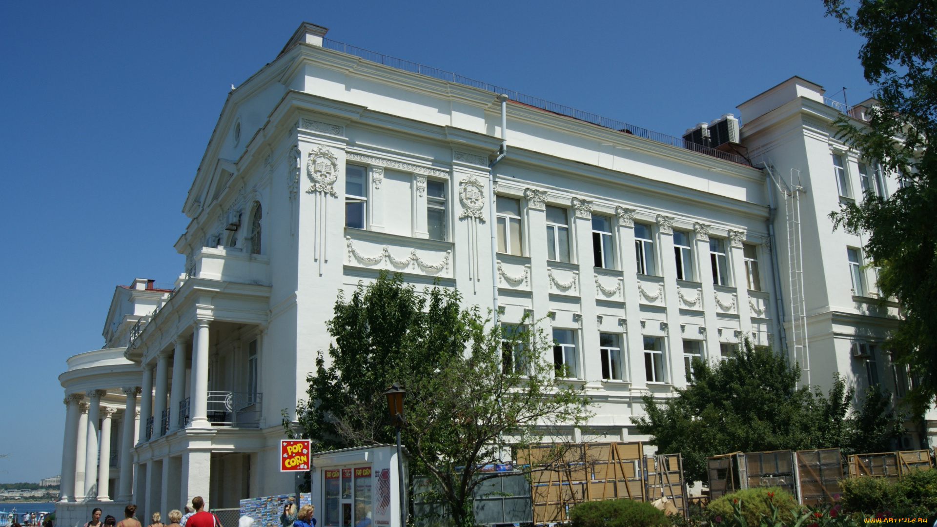 севастополь, города, -, здания, , дома, небо, здание, прохожие, деревья