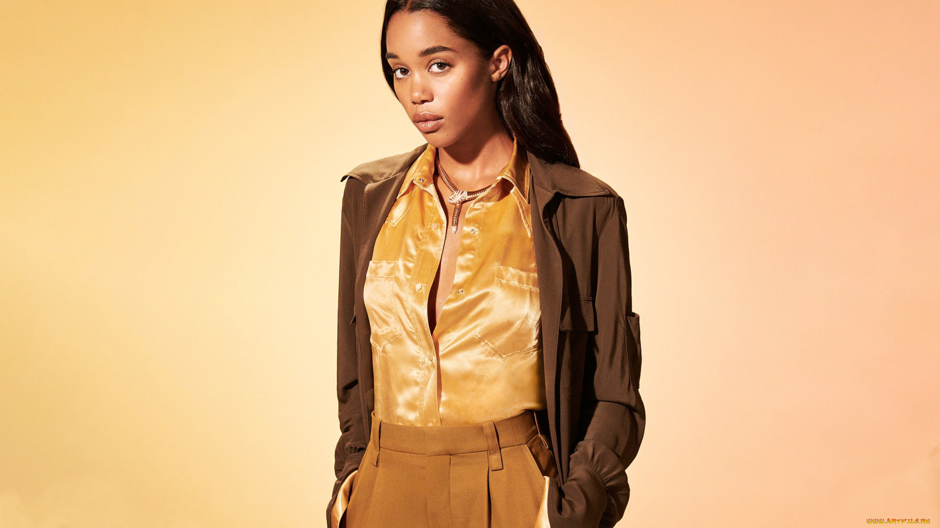 laura, harrier, девушки, девушка, взгляд, поза, брюнетка, чернокожая, красотка, laura, harrier, актриса, модель, темнокожая, лицо, макияж