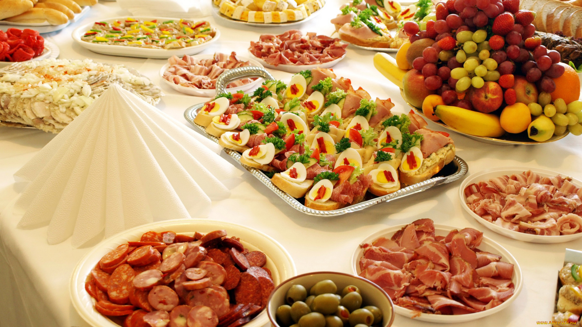 еда, разное, бутерброды, оливки, ветчина, колбаса, фрукты