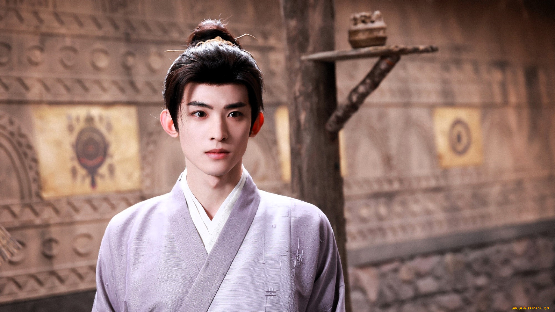 кино, фильмы, moonlight, mystique, парень, столб, горшок, стена