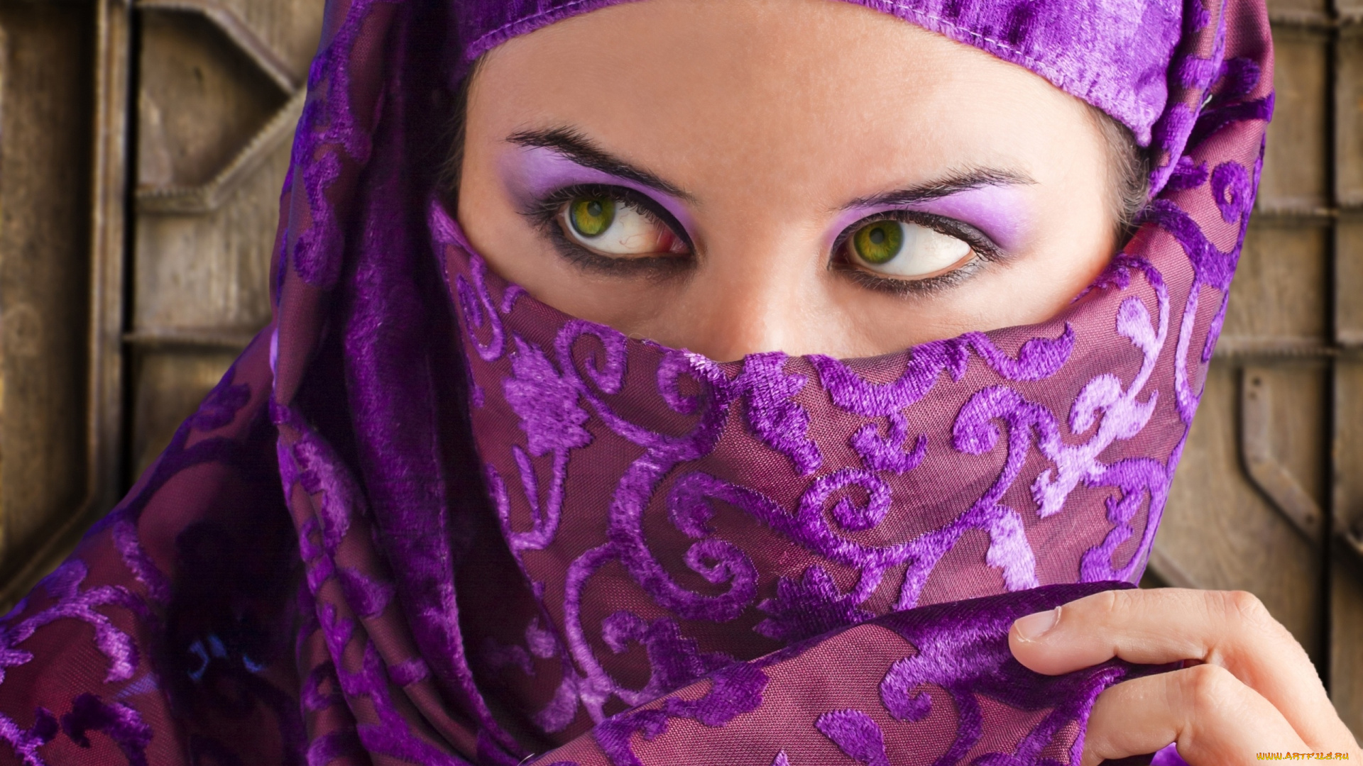 разное, глаза, чадра, зеленые