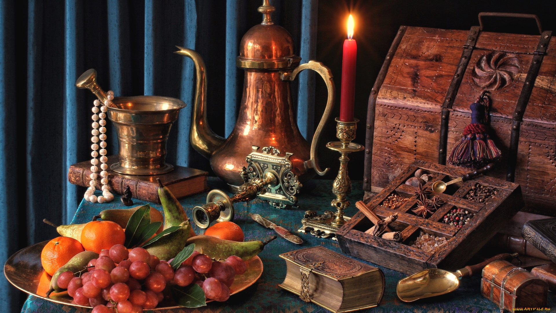 еда, натюрморт, ожерелье, сундук, ступка, медь, груши, свеча, фрукты, специи, кофейник, книга, мандарины, виноград