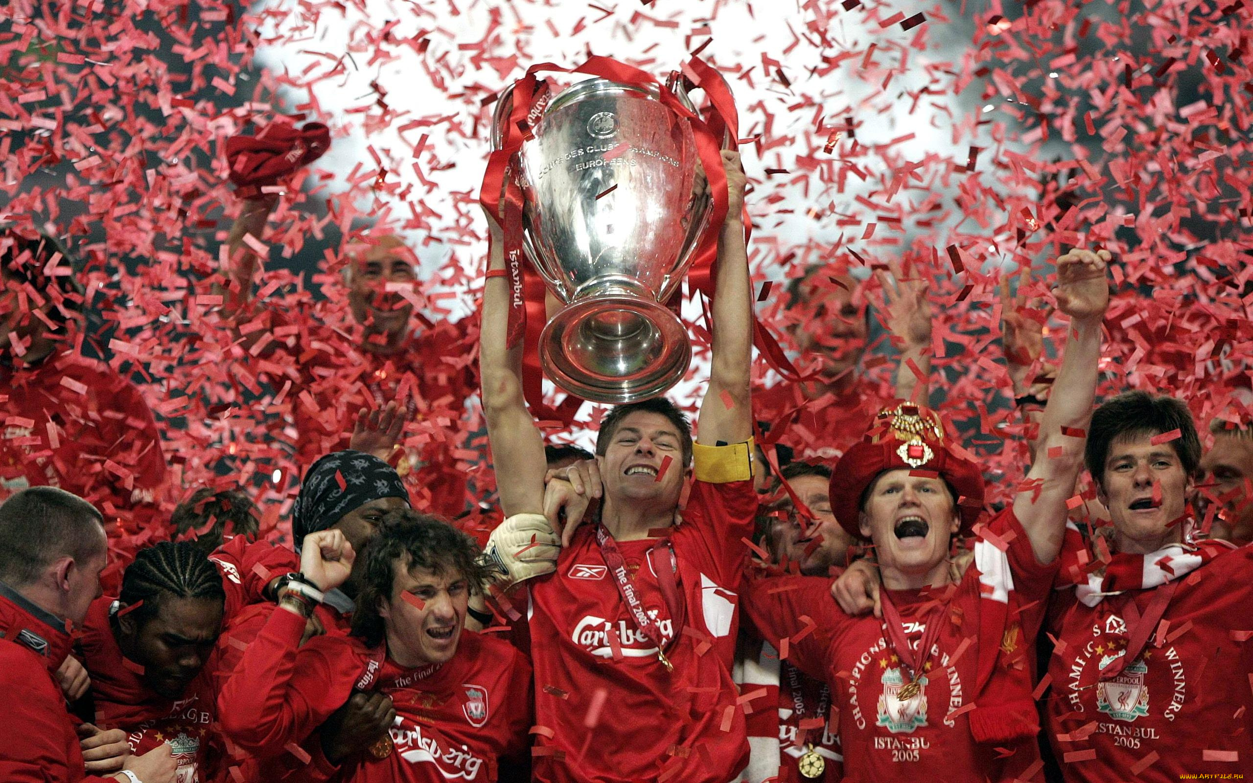спорт, футбол, captain, eurofinal, uefa, 2005, champions, league, конфетти, радость, england, liverpool, fc, команда, steven, gerrard, кубок