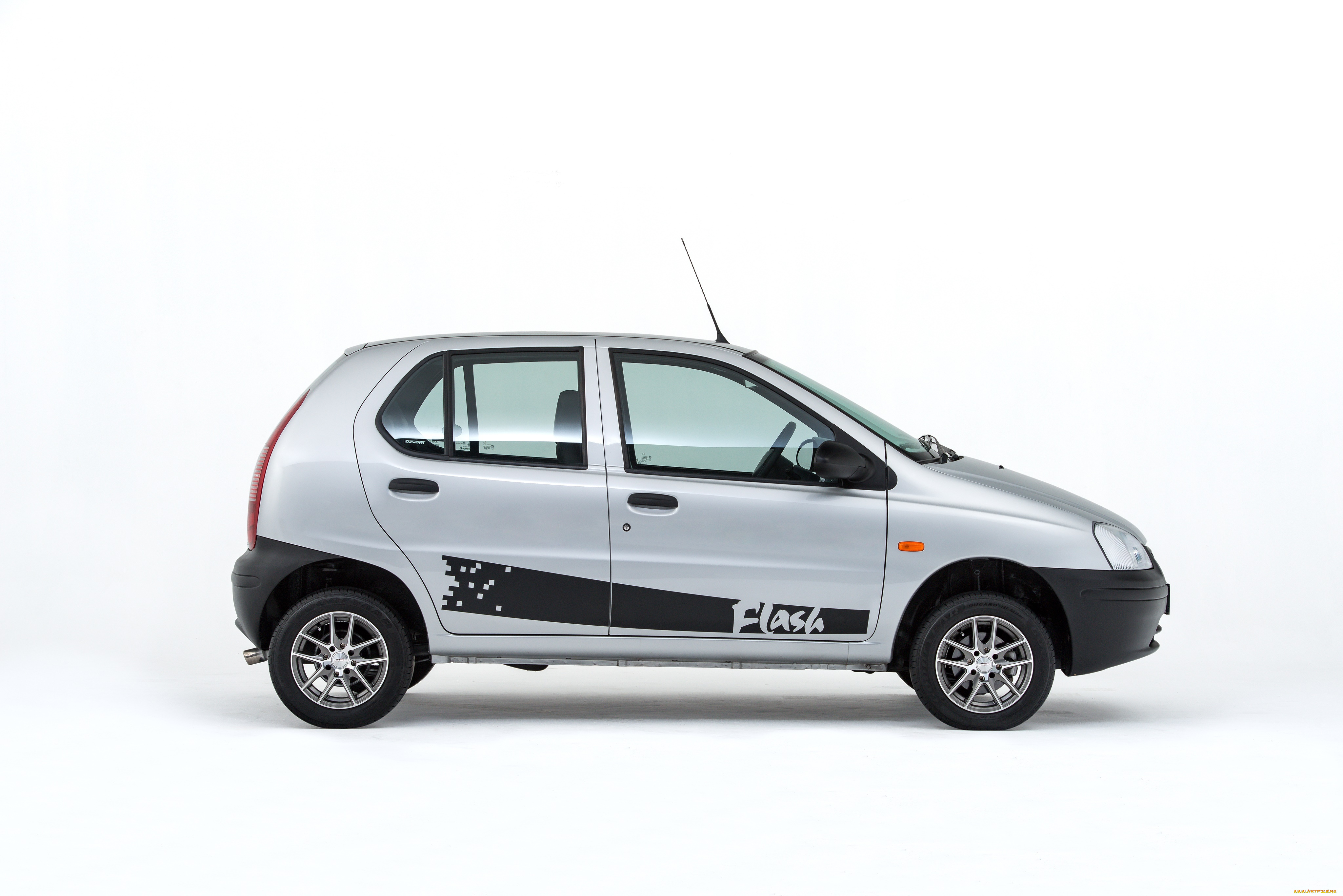 автомобили, tata