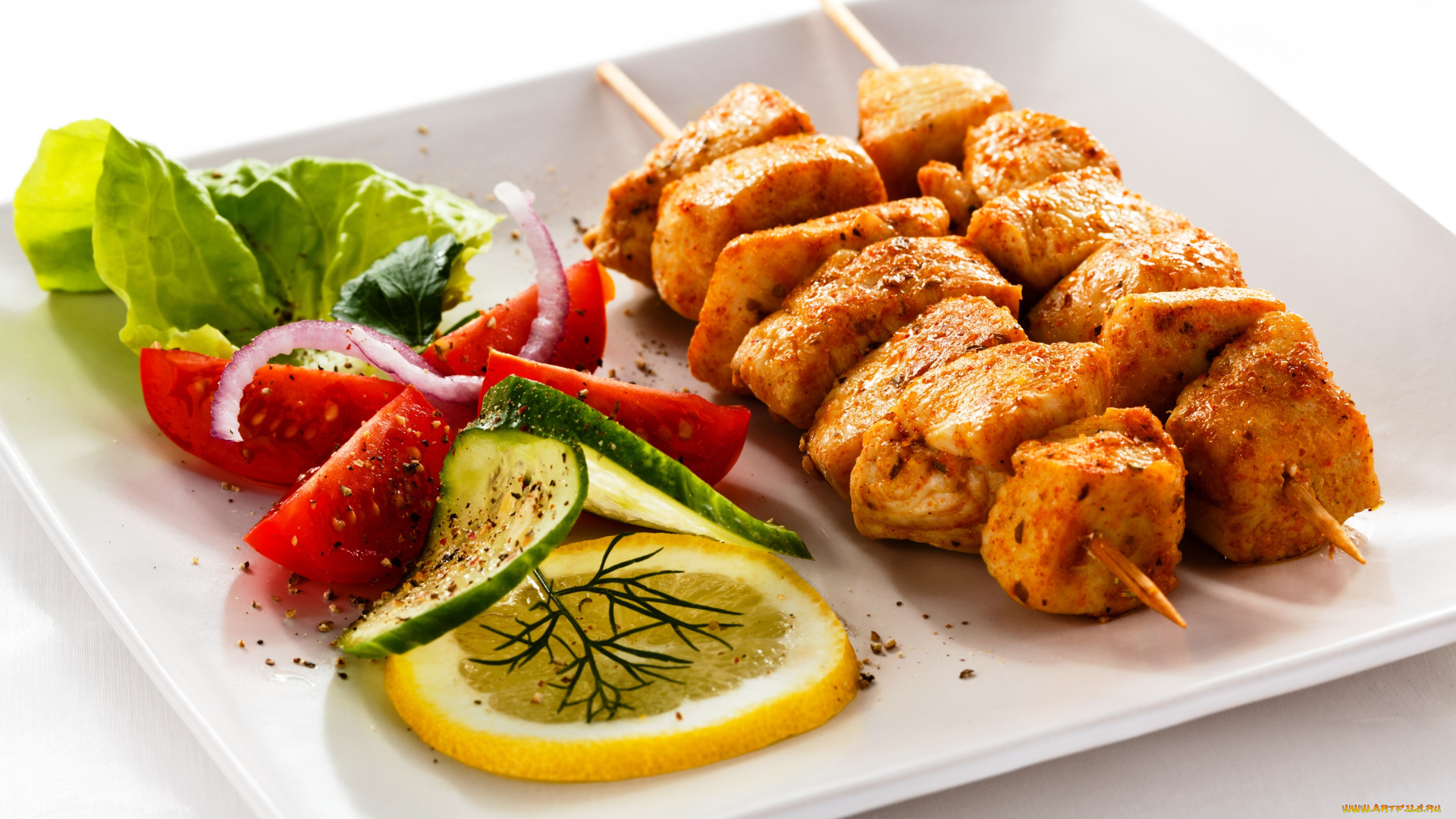 еда, шашлык, барбекю, мясо, огурцы, помидоры, лимон, тарелка, томаты