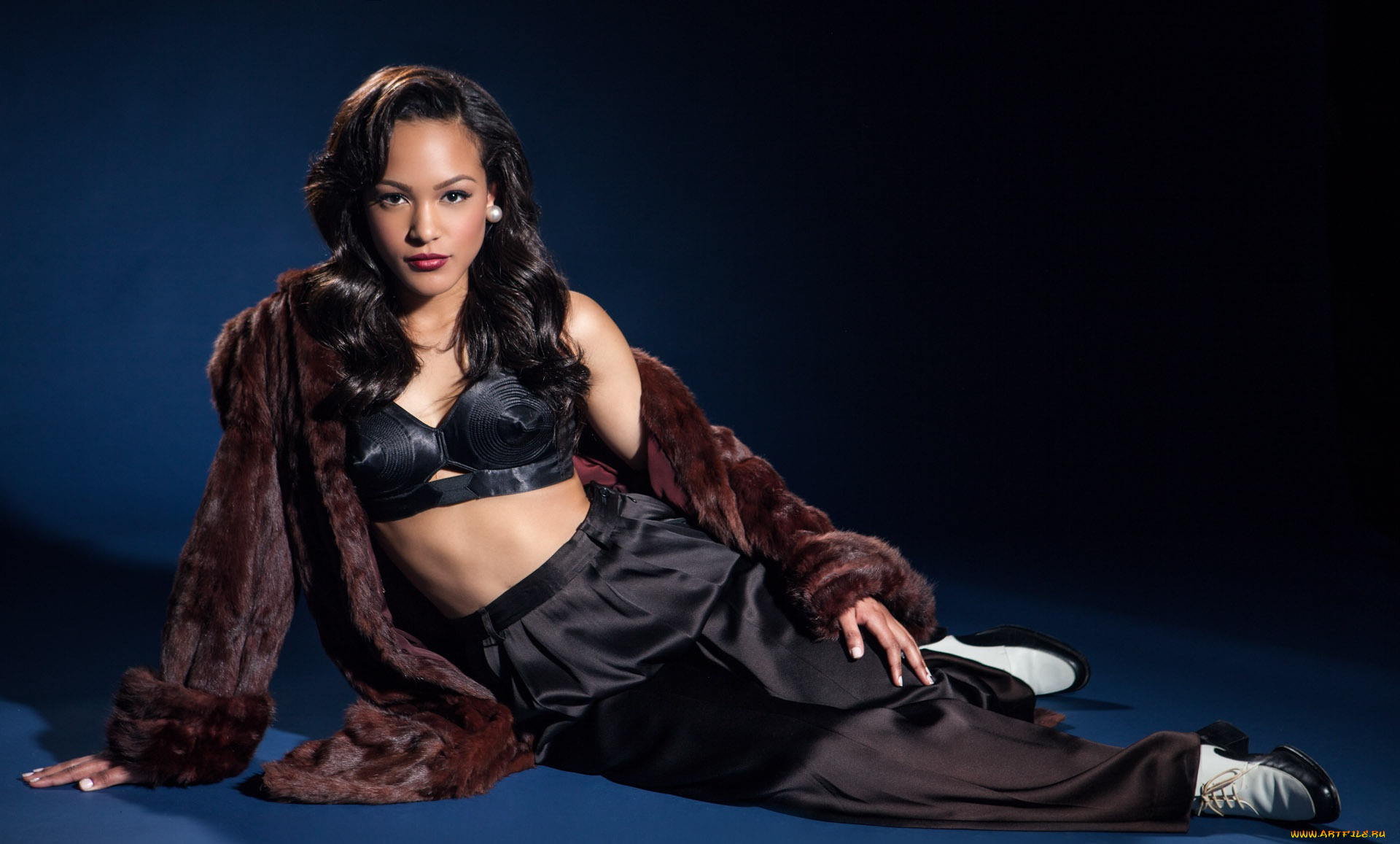 -Unsort, Брюнетки, Шатенки, девушки, unsort, брюнетки, шатенки, мех, взгляд