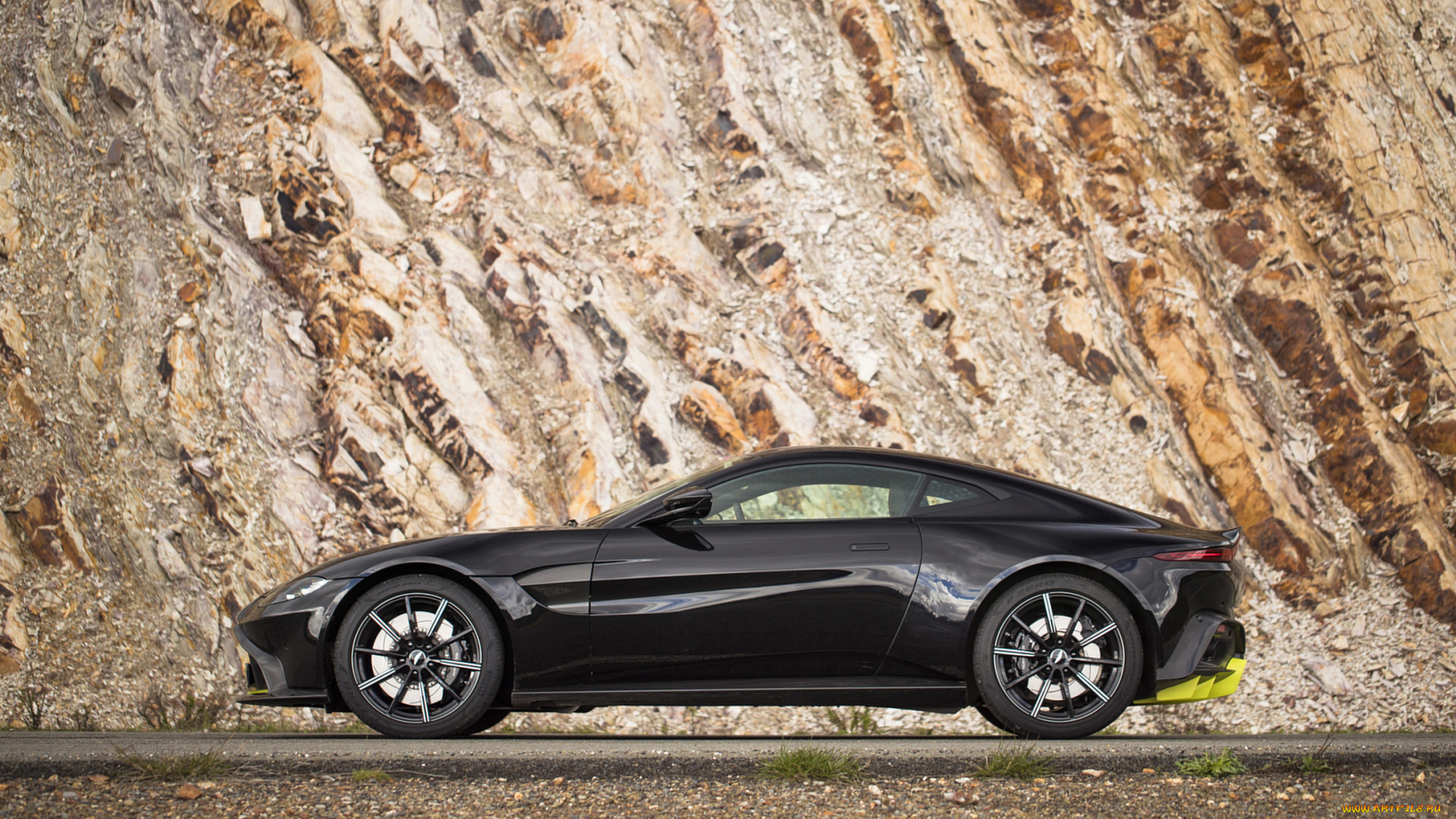 aston, martin, vantage, 2019, автомобили, aston, martin, 2019, vantage, aston, martin, чёрный