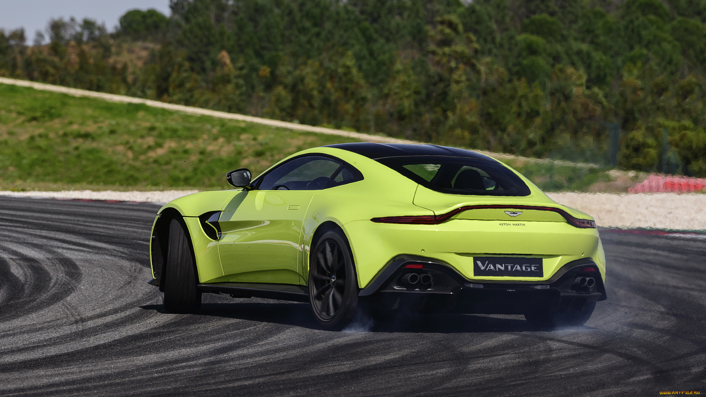 aston, martin, vantage, 2019, автомобили, aston, martin, салатовый, 2019, vantage, aston, martin