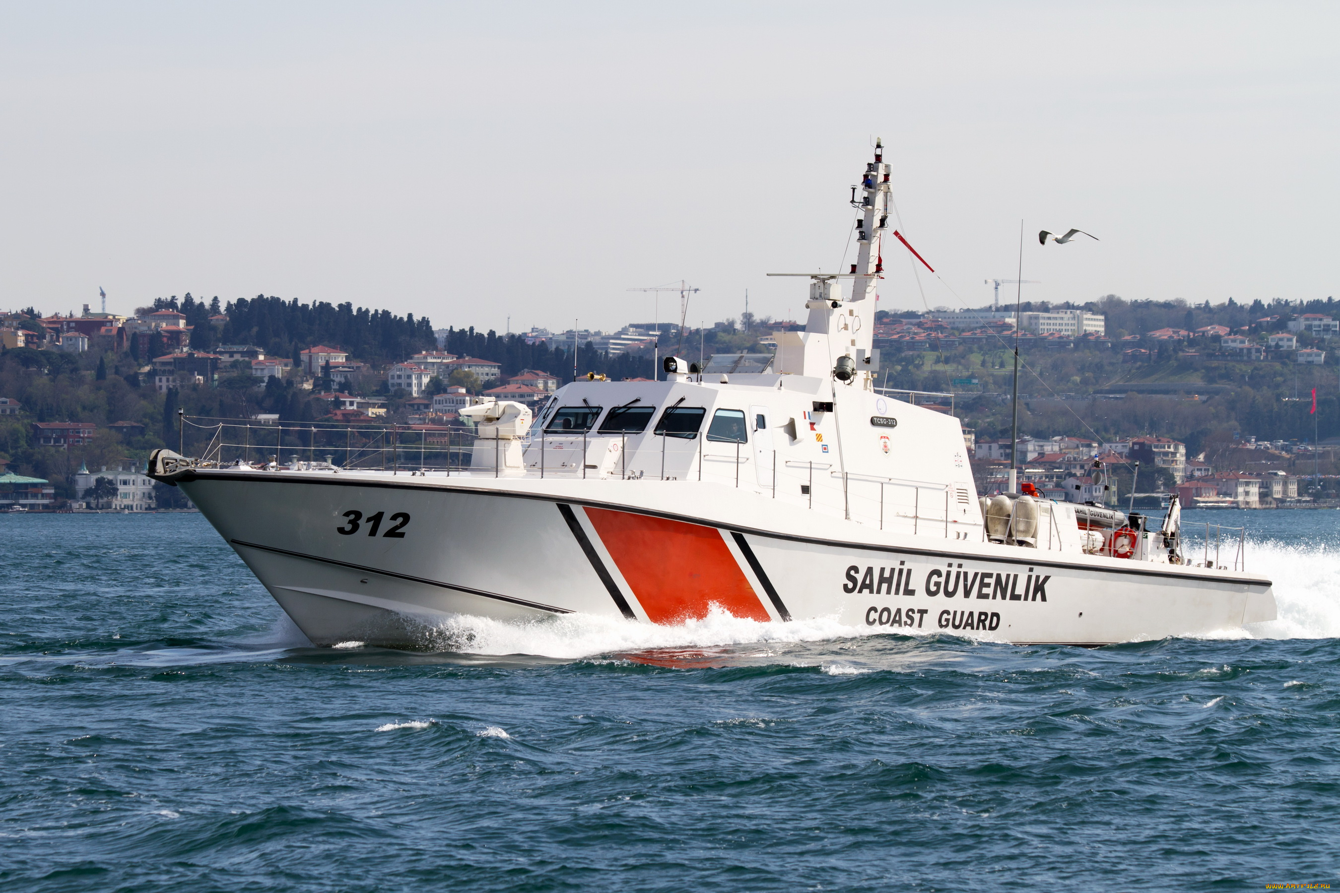 корабли, катера, чайка, дома, волны