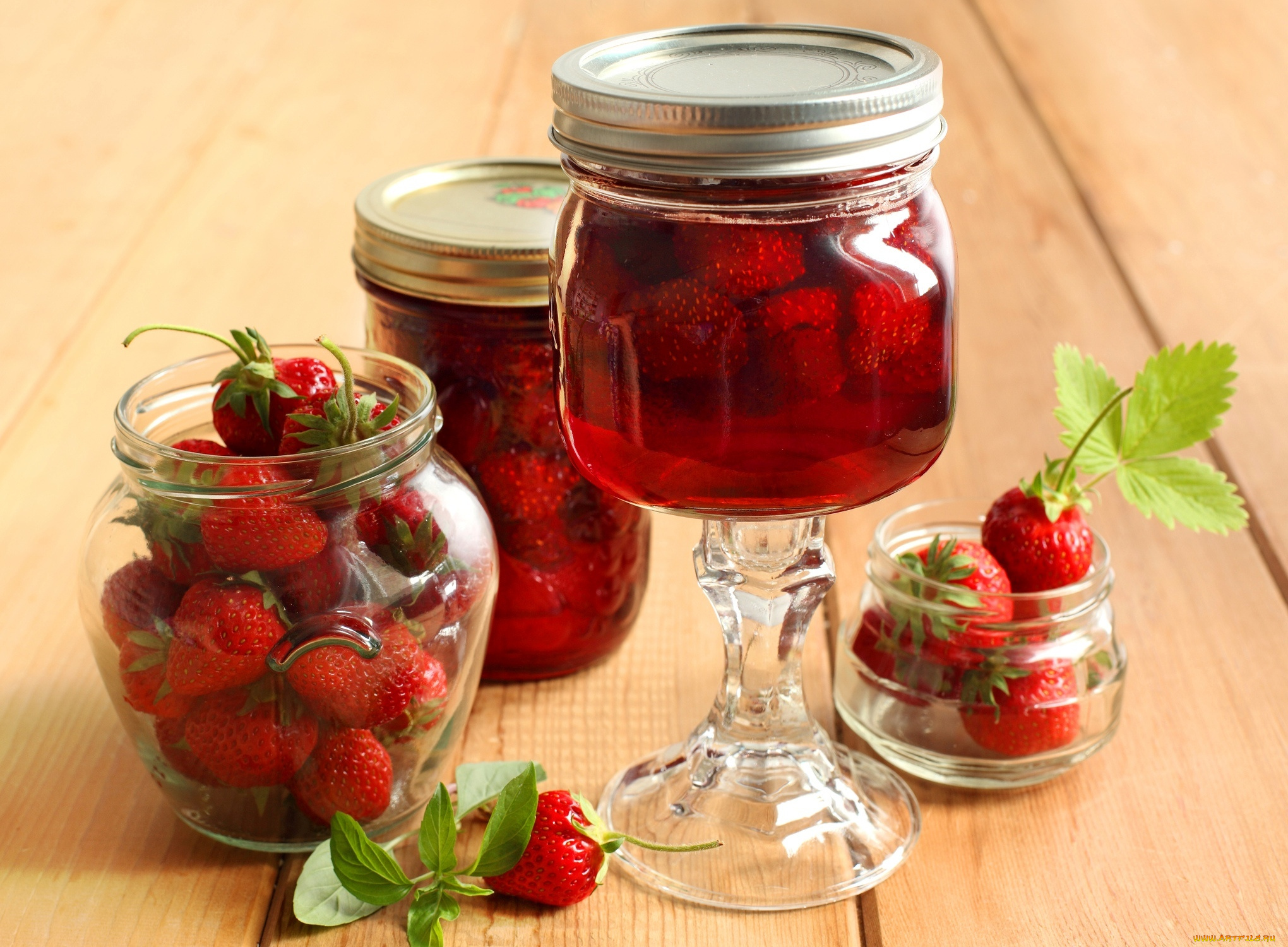 еда, клубника, земляника, ягоды, варенье, баночки