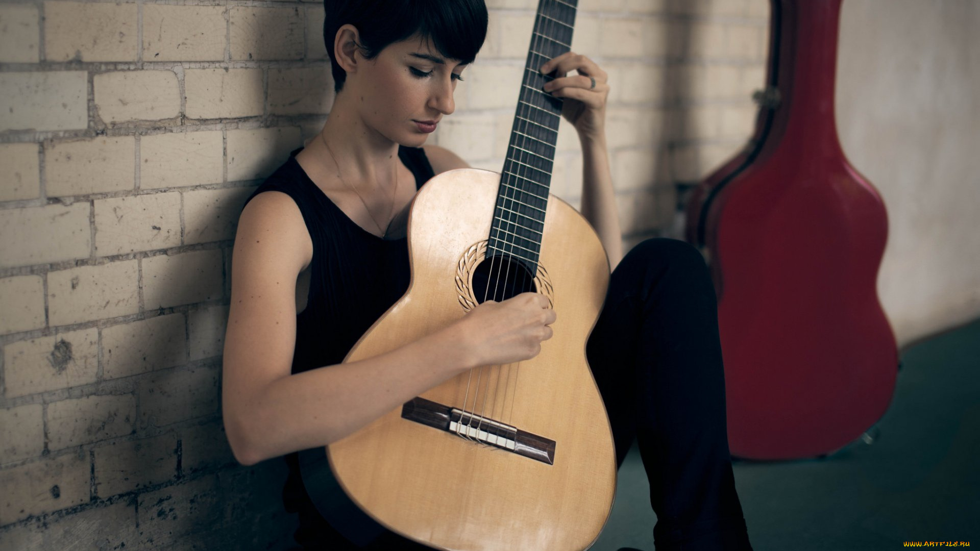 музыка, -другое, футляр, стена, гитара, девушка