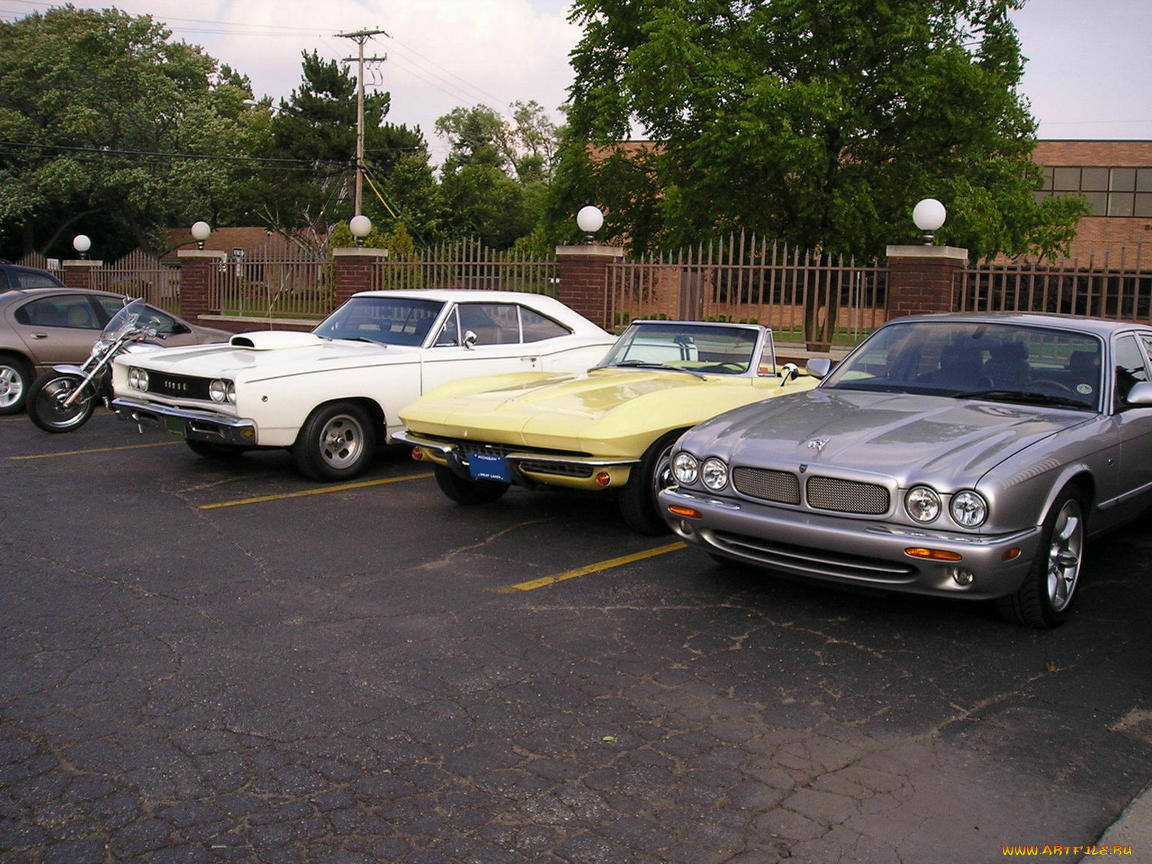 автомобили, разные, вместе