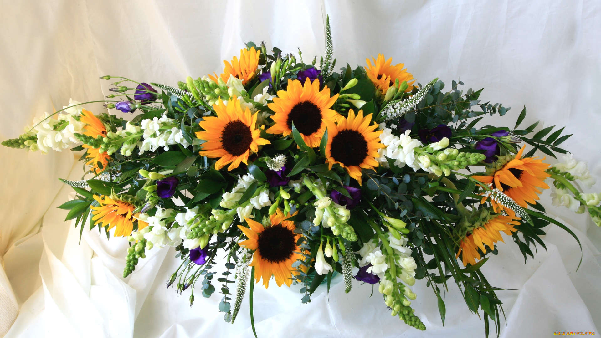 цветы, букеты, композиции, подсолнухи, львиный, зев, эустома