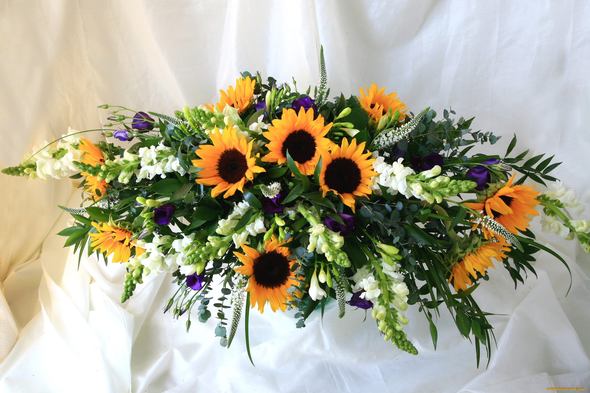 цветы, букеты, композиции, подсолнухи, львиный, зев, эустома
