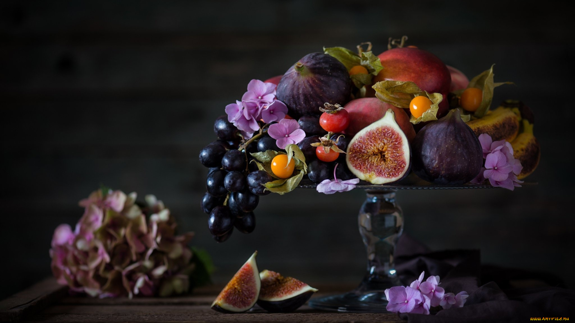 еда, фрукты, , ягоды, персики, ягоды, шиповник, гортензия, ваза, инжир, цветы, плоды, физалис, бананы, виноград, доски, ткань