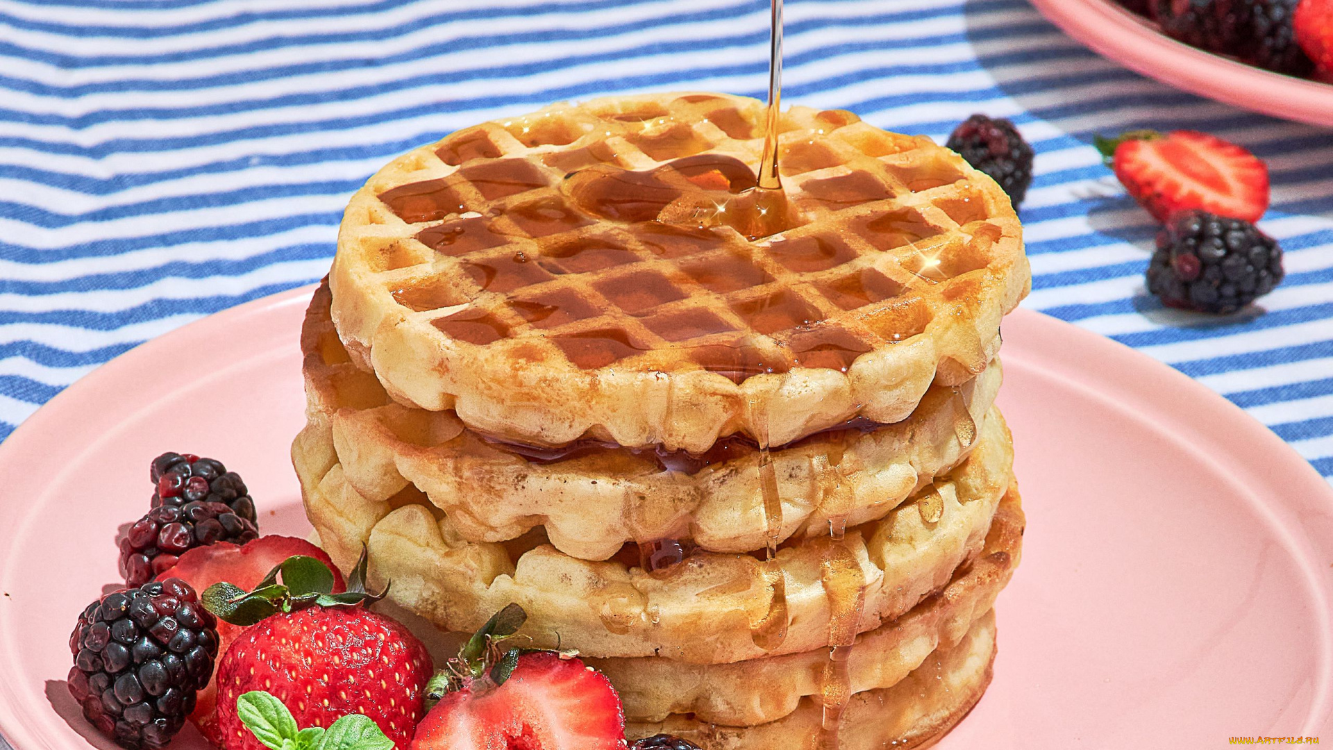 еда, блины, , оладьи, вафли, мед, ягоды