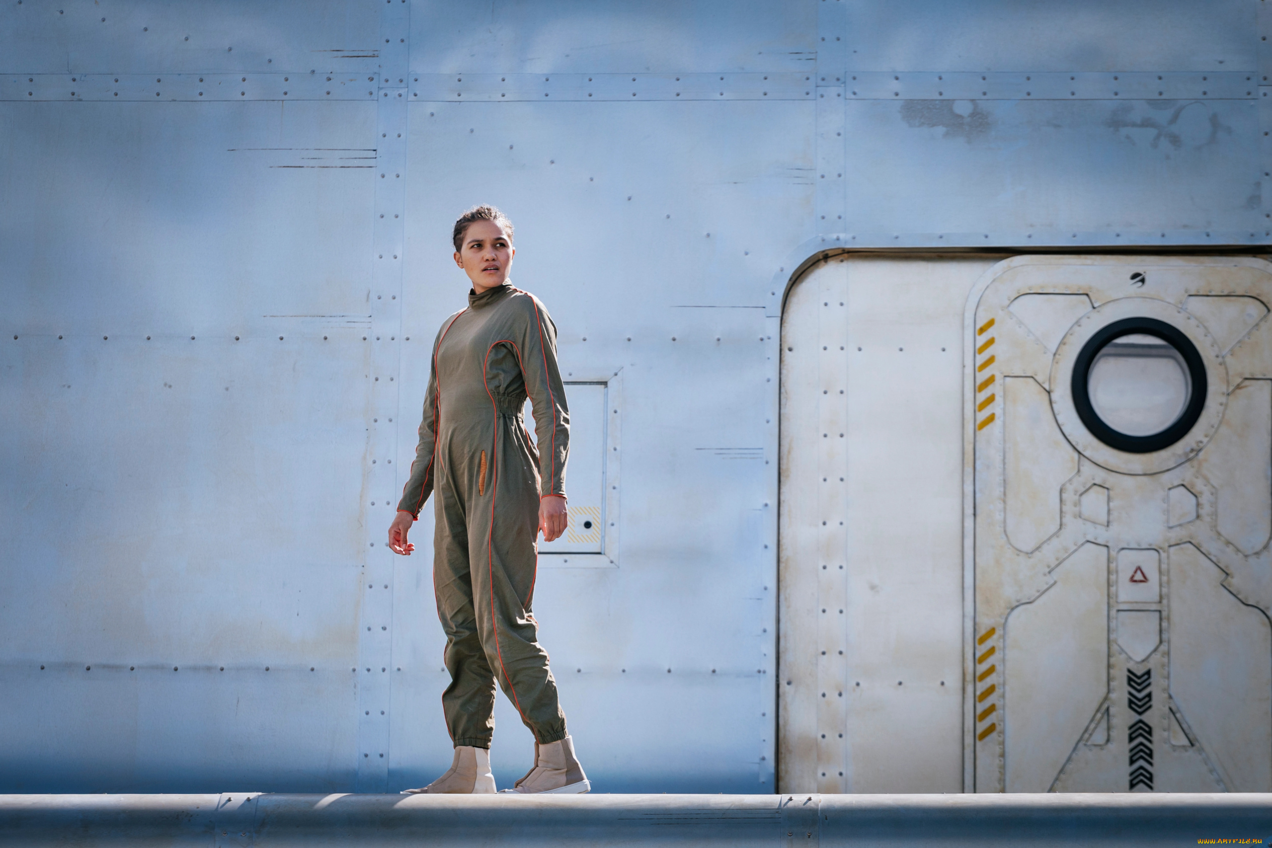 moonhaven, , сериал, 2022, –, , кино, фильмы, -unknown, , другое, moonhaven, кадры, из, фильма, сериал, эмма, макдональд, emma, mcdonald, фантастика, bella, sway