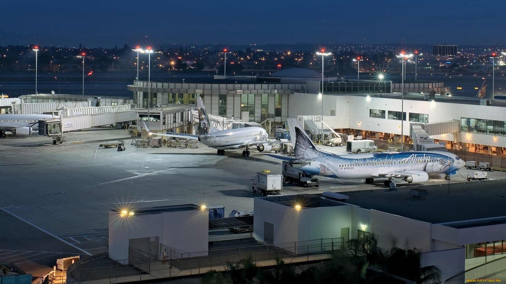 авиация, авиационный, пейзаж, креатив, аэродром, обслуживание, аэропорт, вечер, огни, город, здания, фонари, самолеты