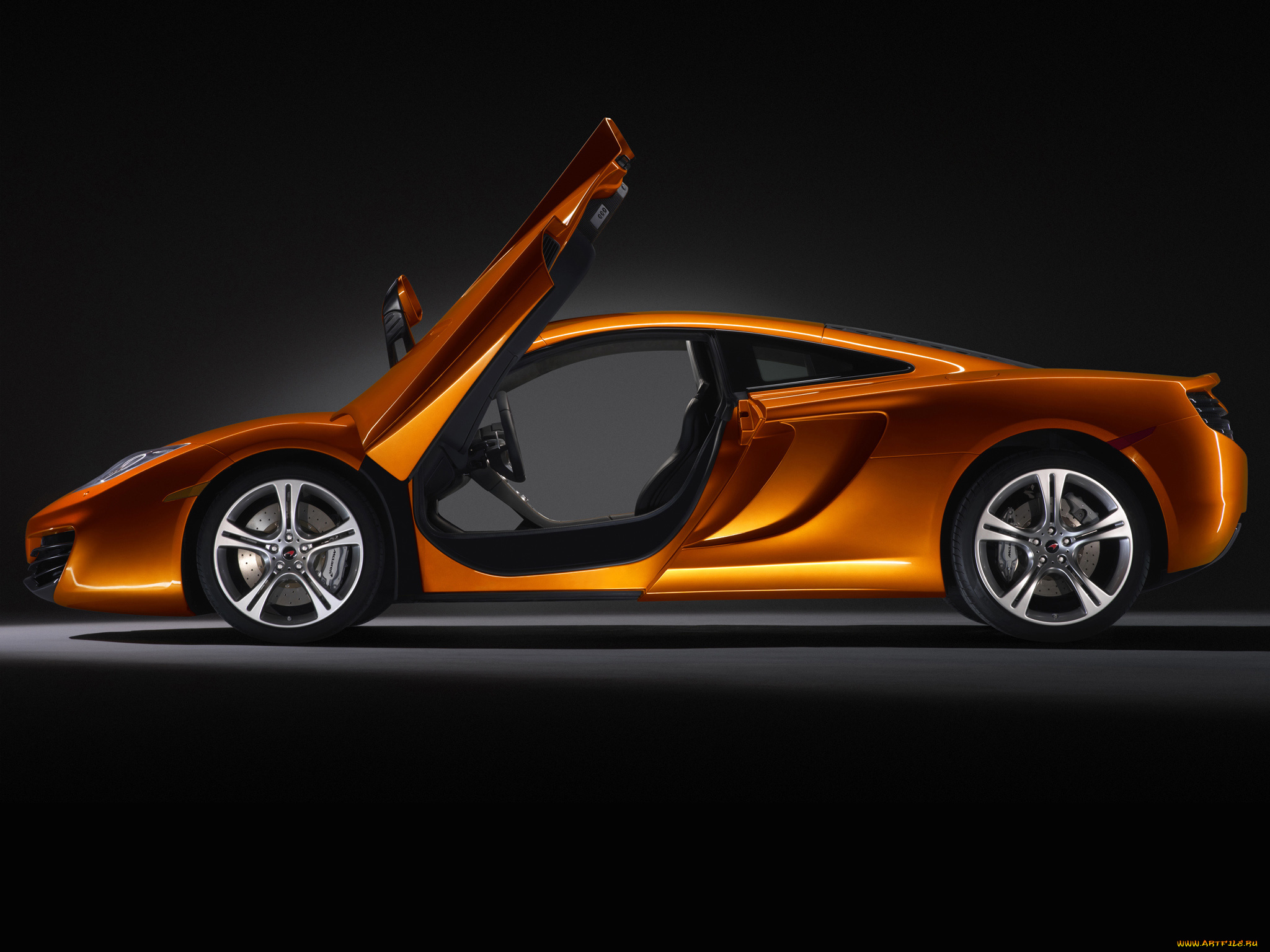 автомобили, mclaren