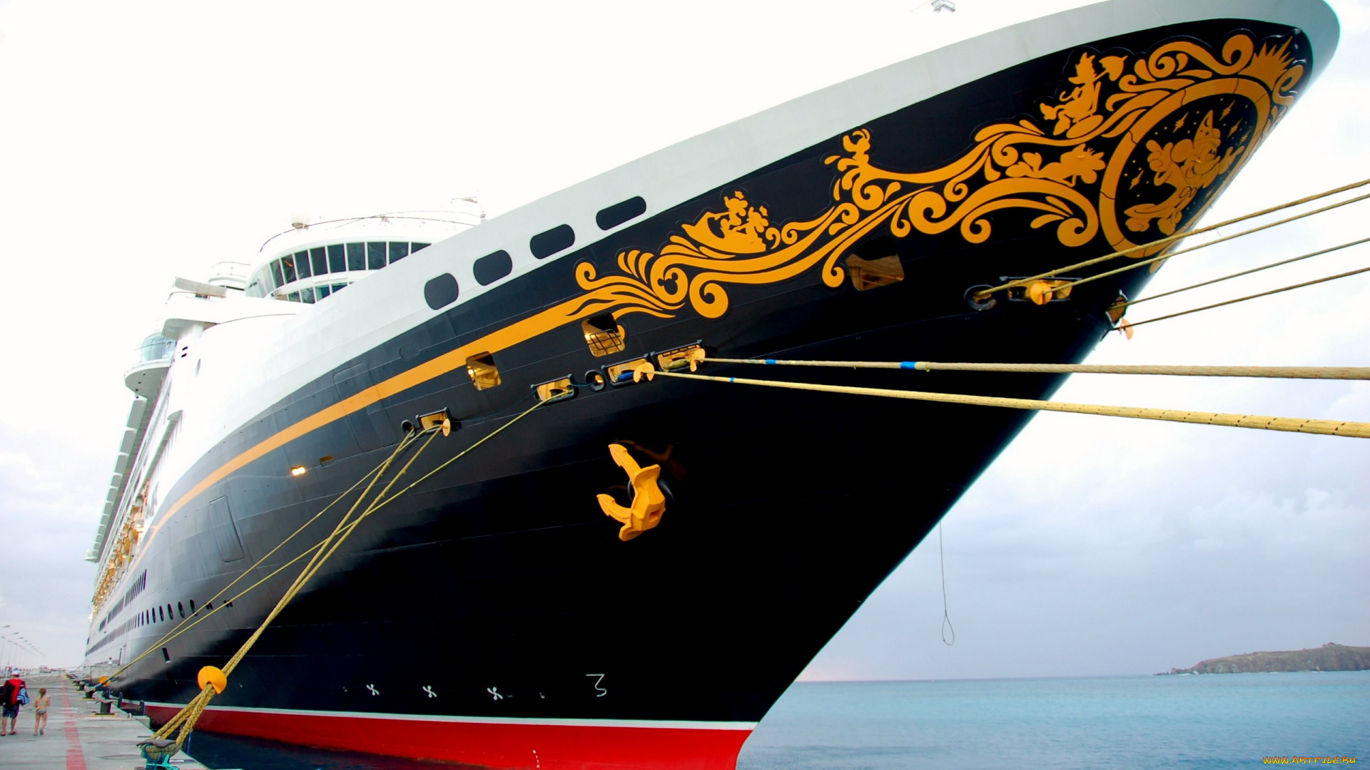 корабли, лайнеры