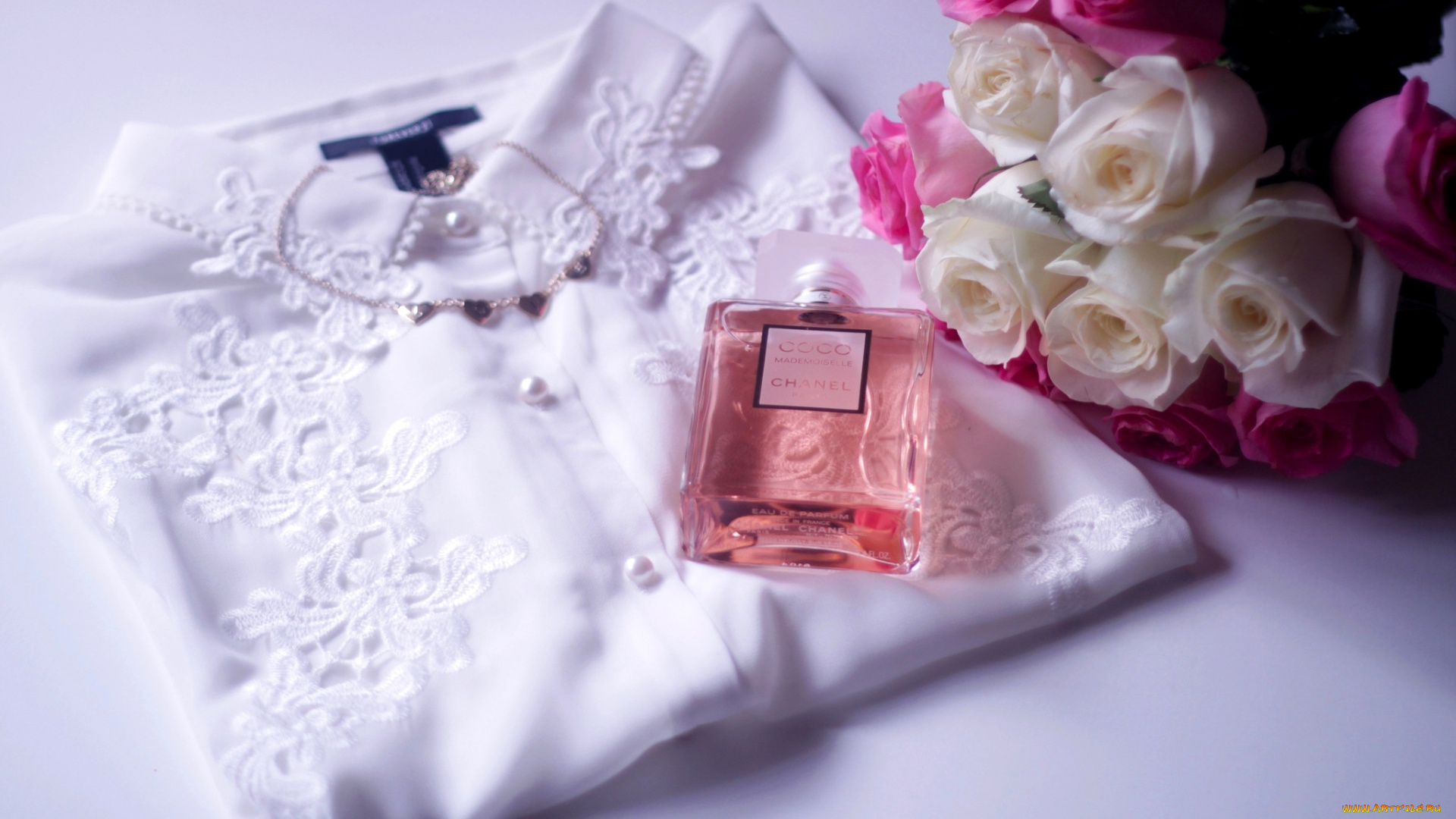 бренды, chanel, парфюм, coco, mademoiselle, блуза, блузка, цветы, букет, розы, белые, розовые