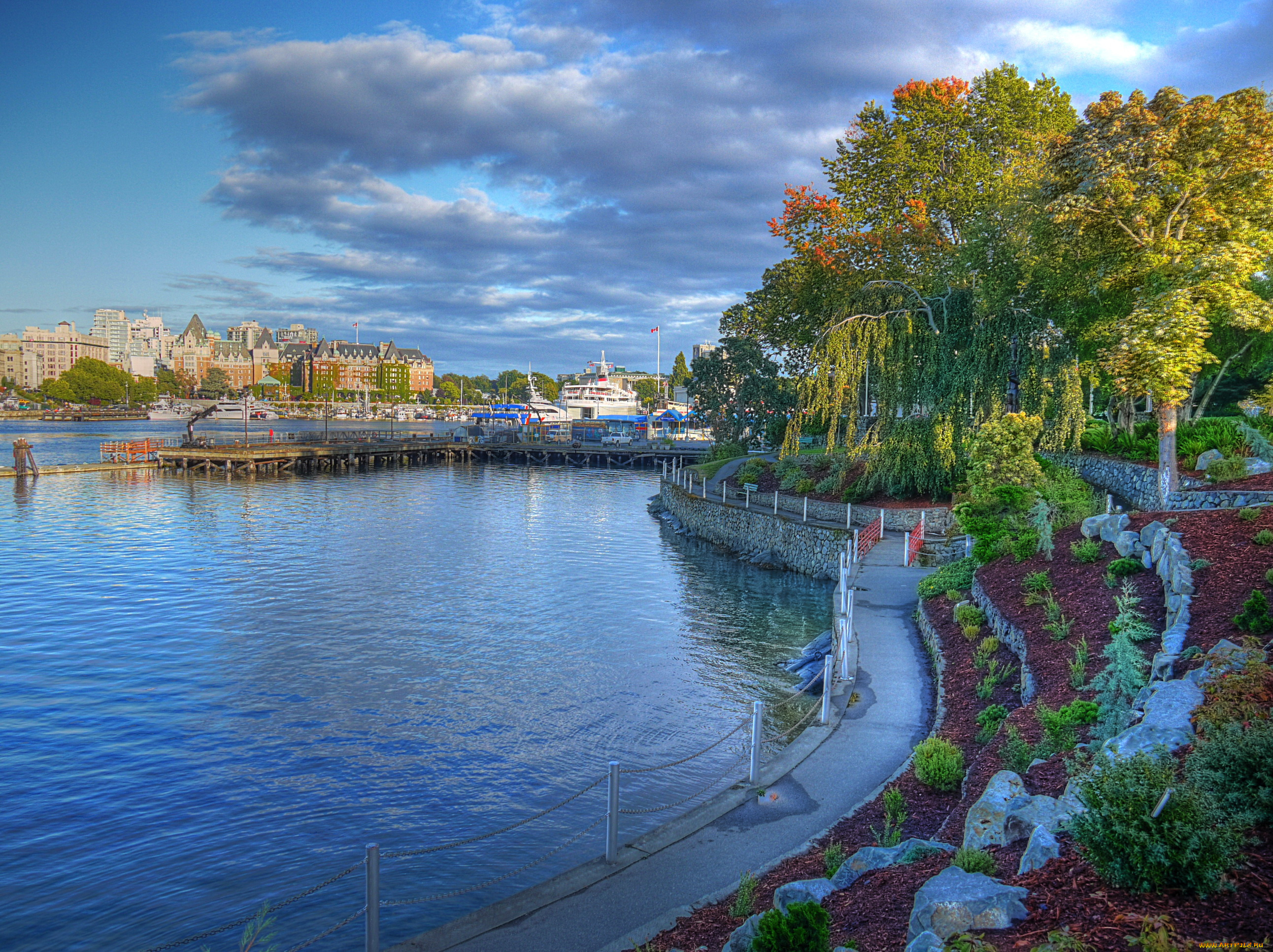 songhees, канада, города, улицы, площади, набережные, река, дома, набережная, цветы, дорожка