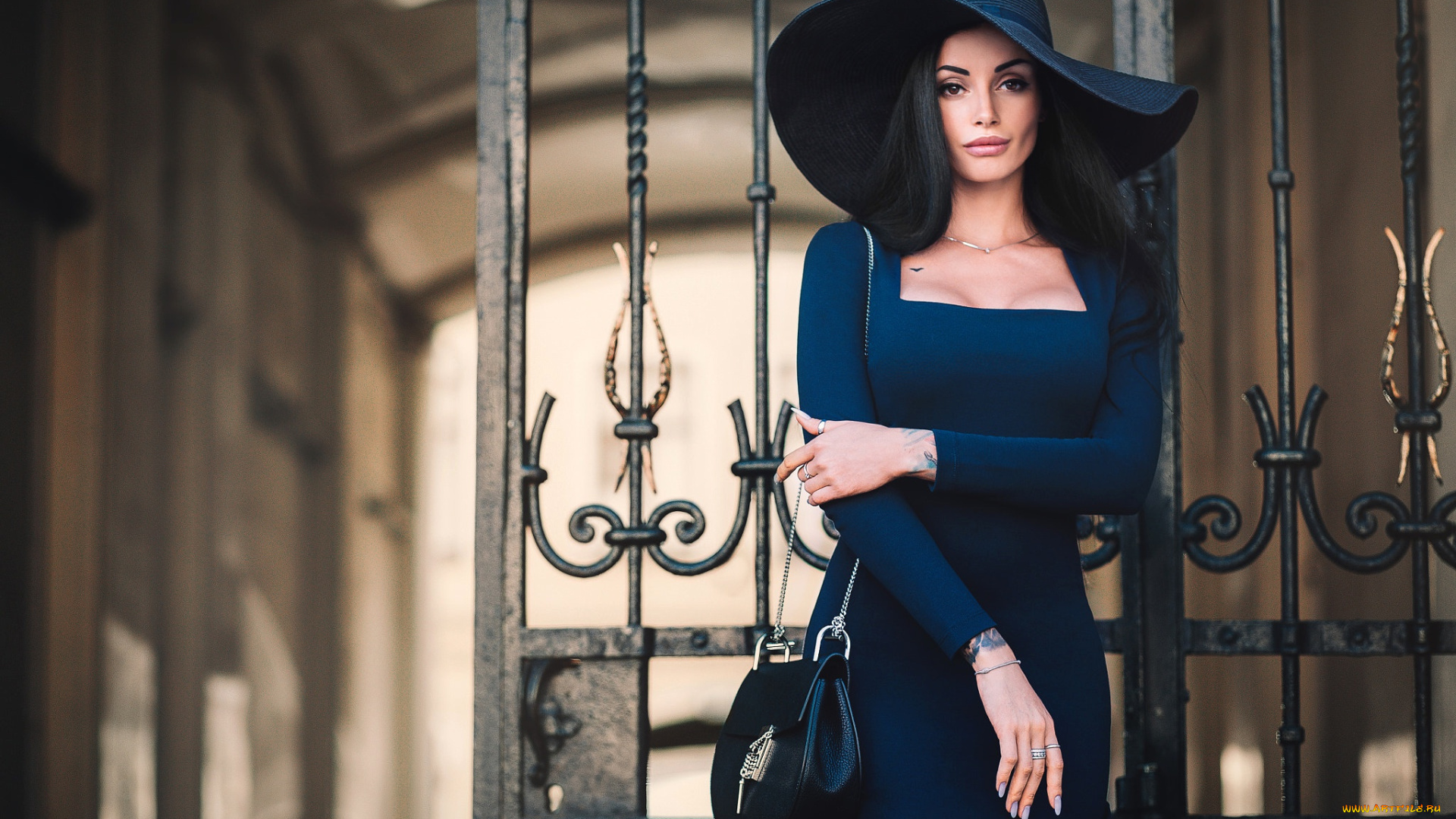 анна, сахарова, девушки, анна, сахарова, , anna, sajarova, анна, сахарова, шляпа, синий, blue, девушка, модель, брюнетка, стройная, сексуальная, татуировка, тату, пирсинг, поза, флирт