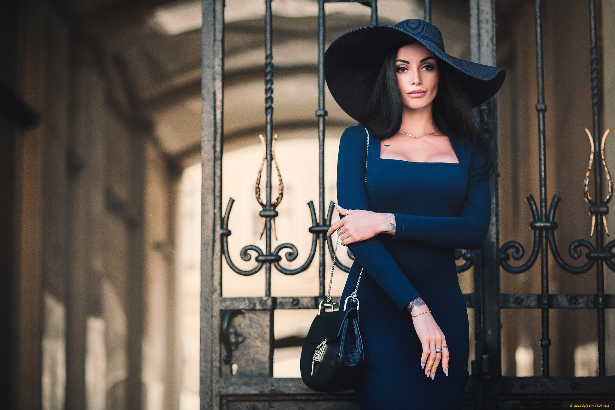 анна, сахарова, девушки, анна, сахарова, , anna, sajarova, анна, сахарова, шляпа, синий, blue, девушка, модель, брюнетка, стройная, сексуальная, татуировка, тату, пирсинг, поза, флирт