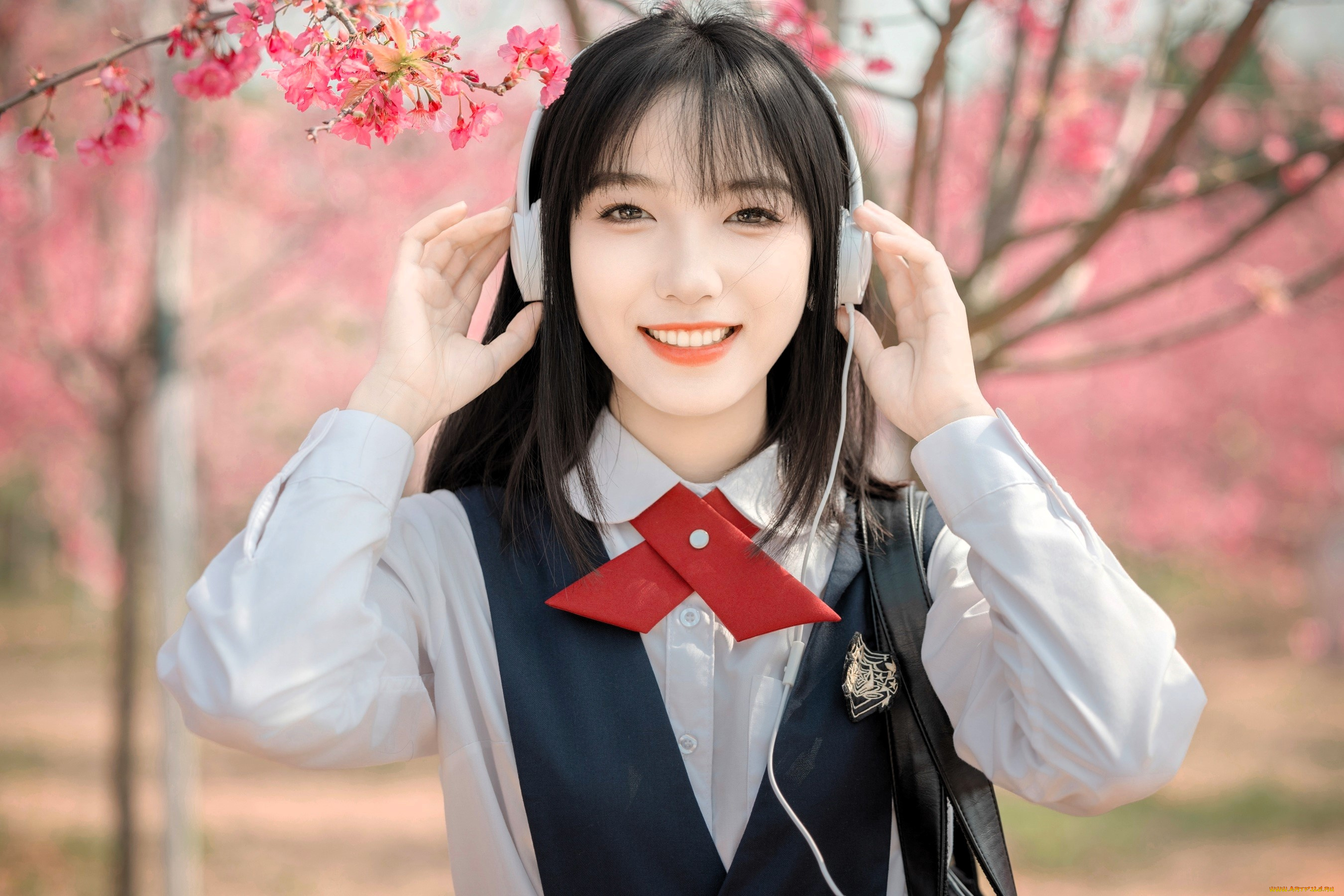 девушки, -, азиатки, брюнетка, наушники, форма, сад, весна, цветение