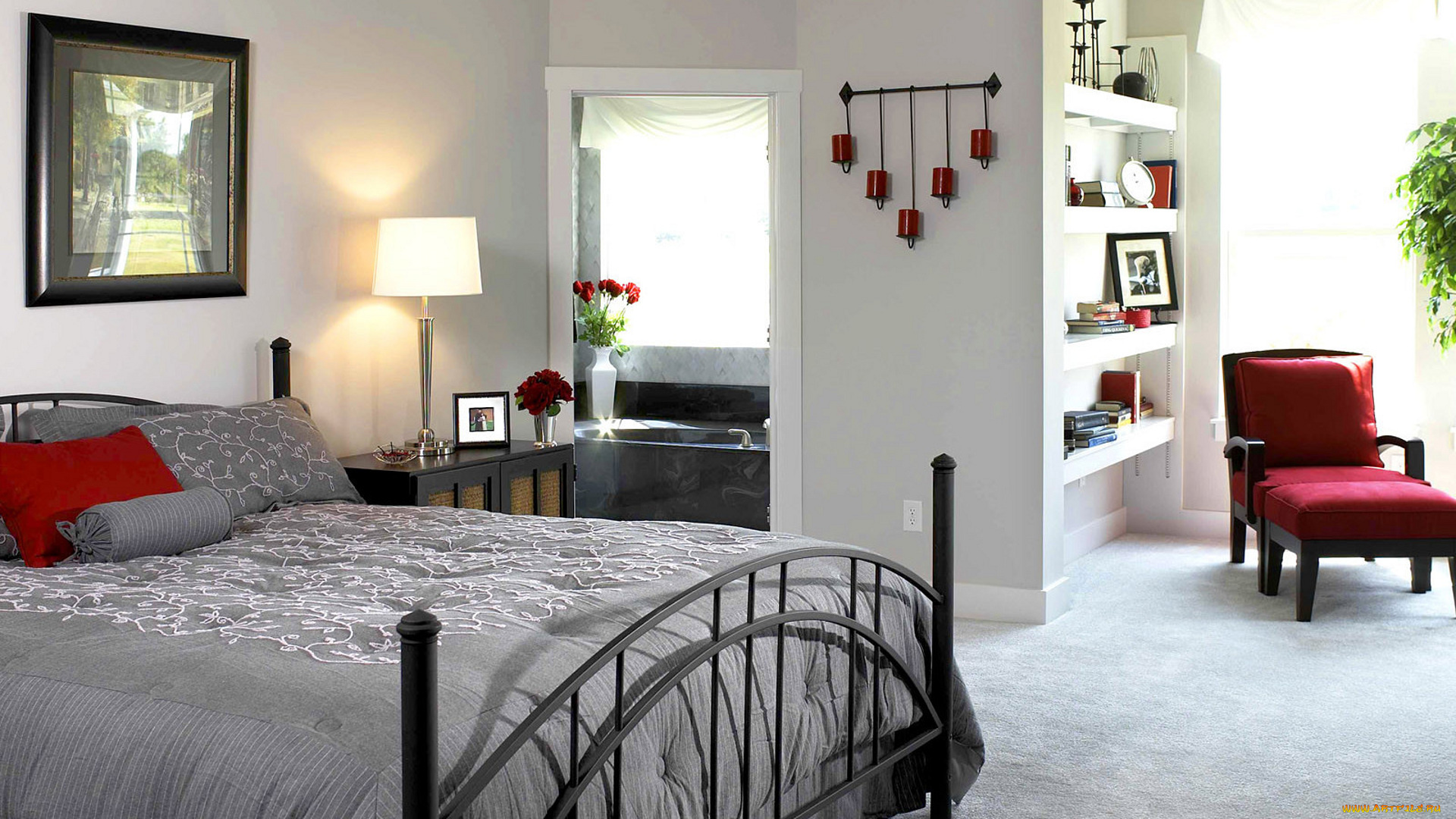 интерьер, спальня, кровать, картина, лампа, ванная, кресло, шкаф, полки