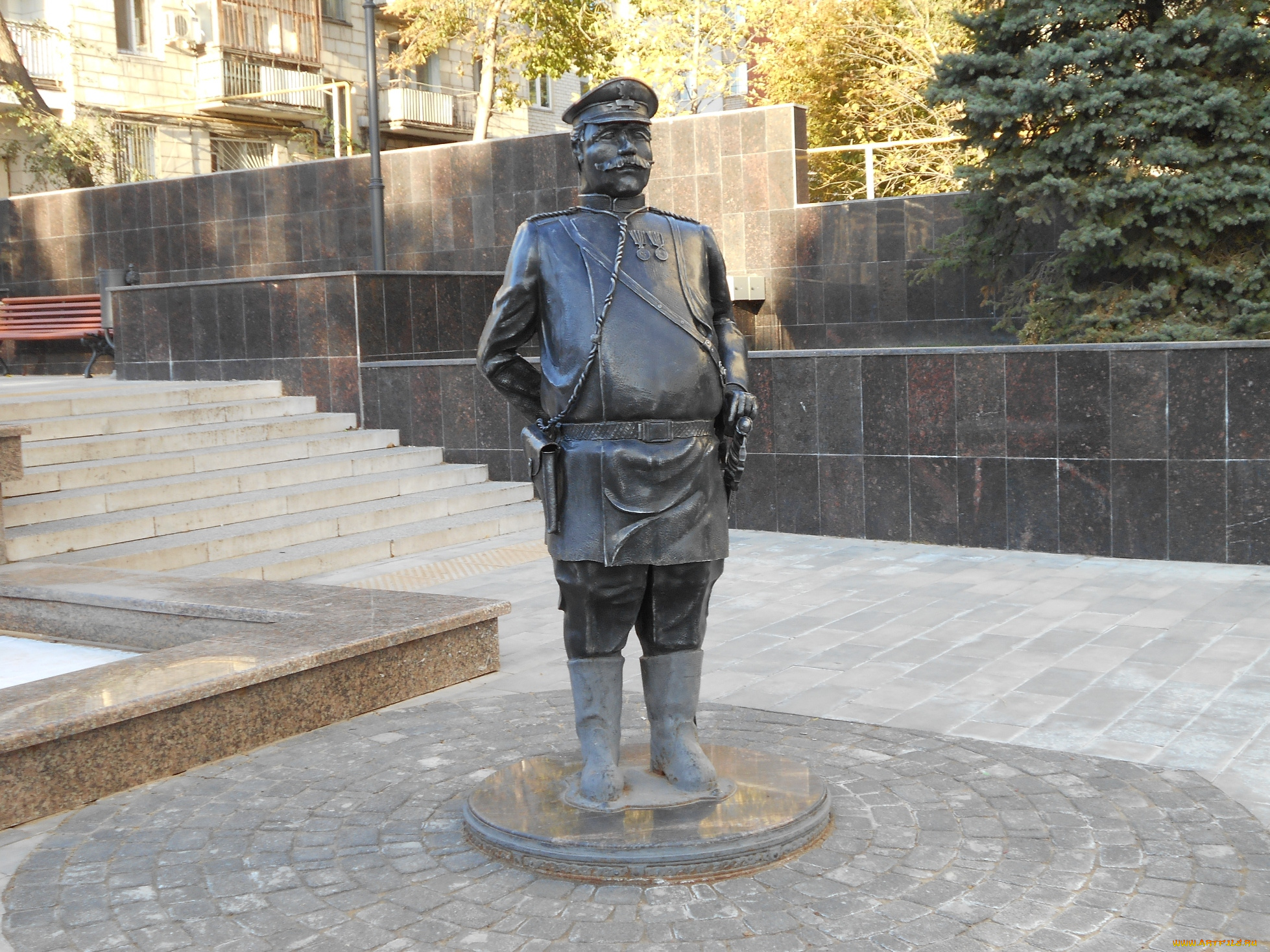 памятник, города, -, памятники, , скульптуры, , арт-объекты, город, россия, саратов, памятник, городовому