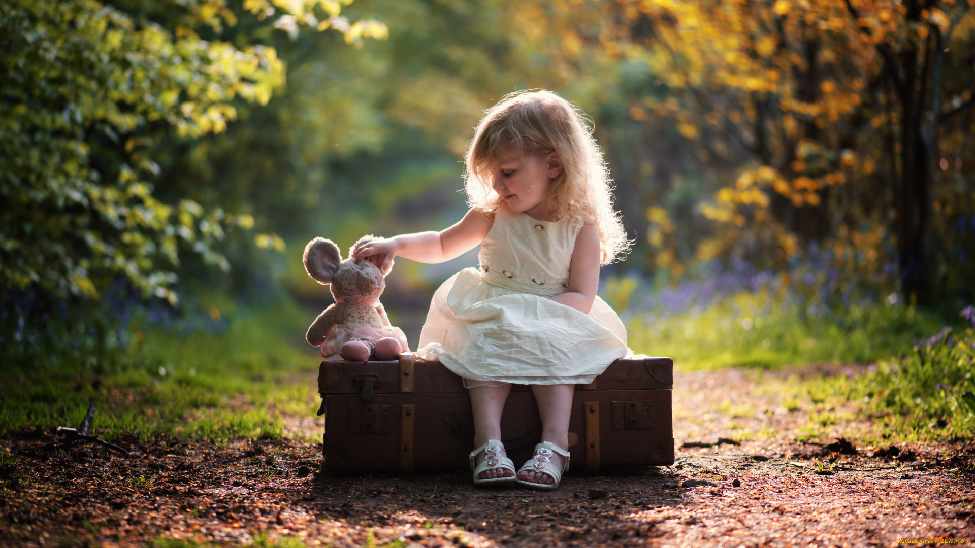 разное, дети, девочка, игрушка, чемодан, осень