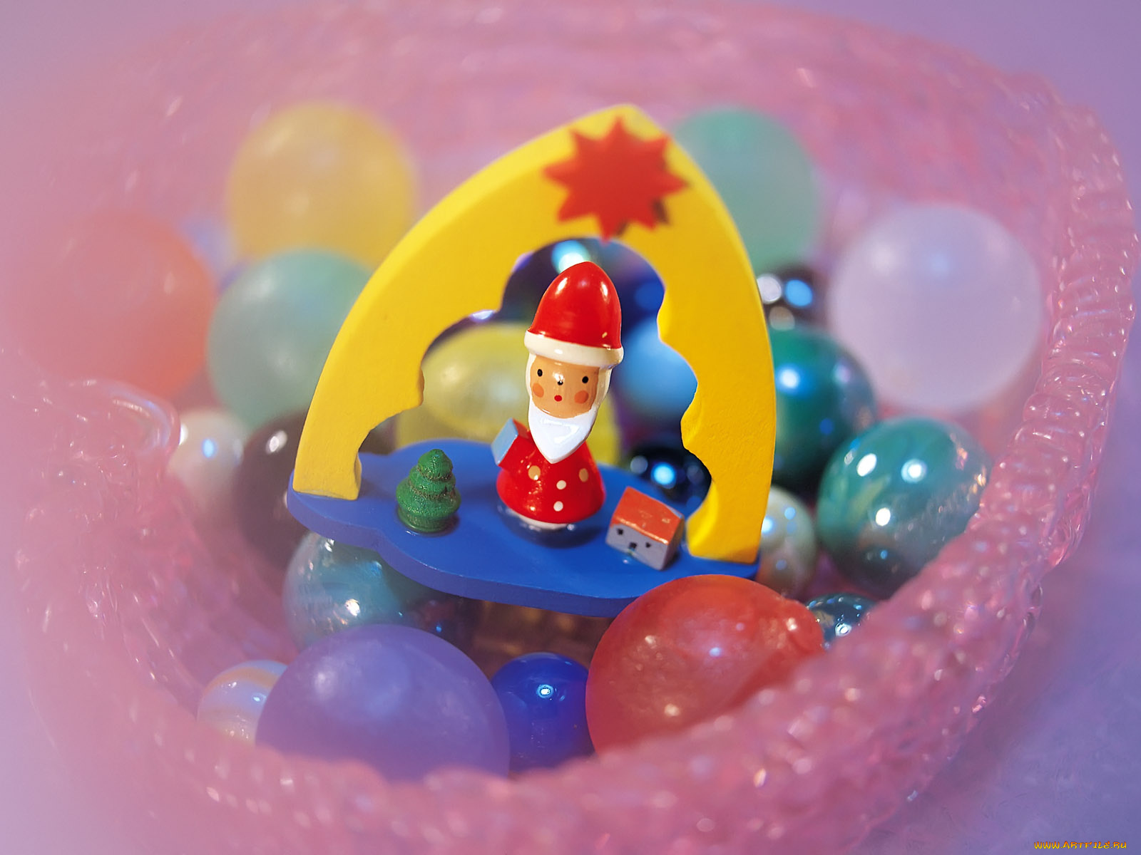 праздничные, фигурки