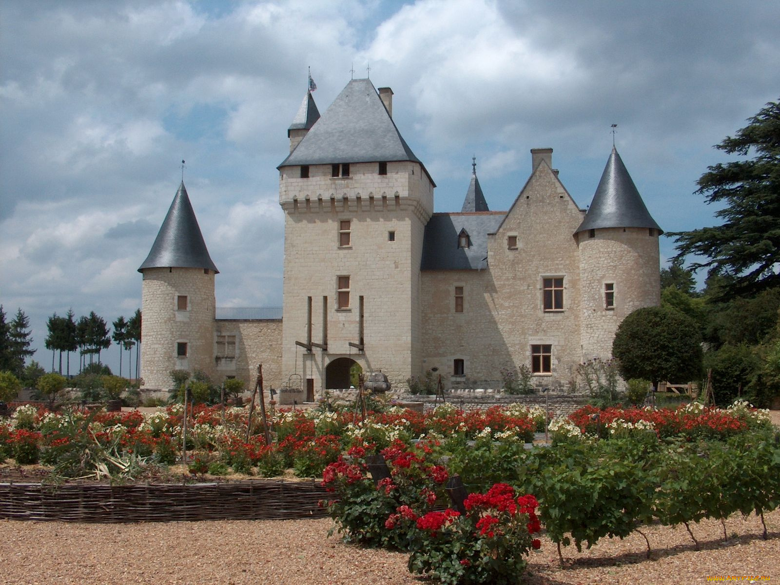 города, дворцы, замки, крепости