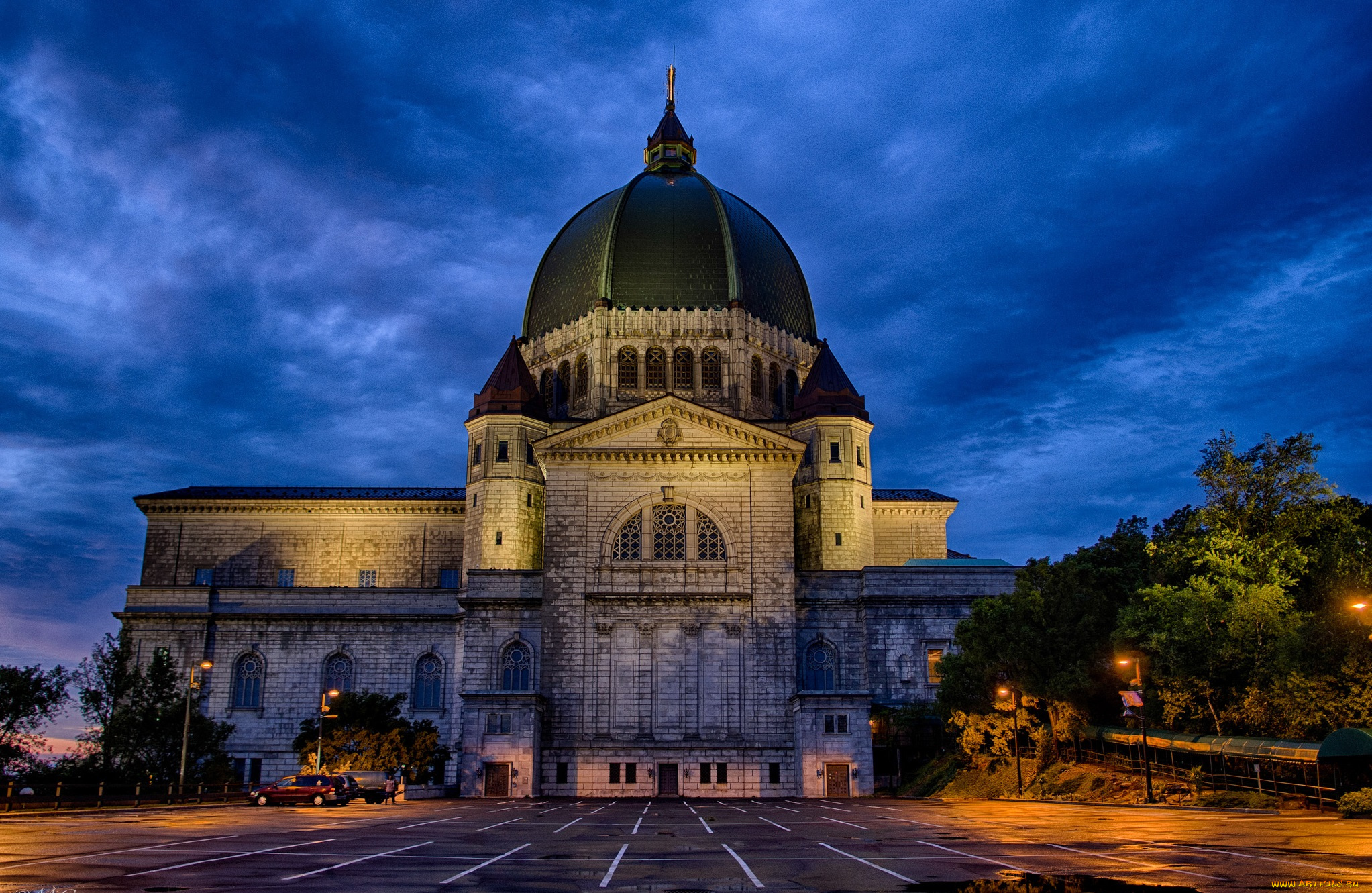 города, католические, соборы, костелы, аббатства, фонари, ночь, парк, собор, подсветка, купол