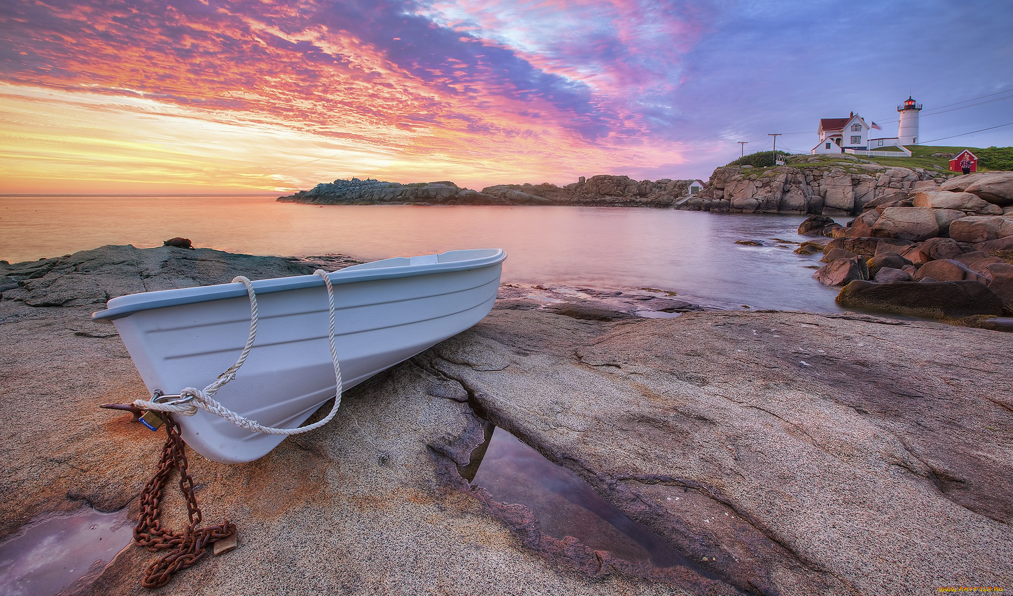 корабли, лодки, шлюпки, зарево, камни, лодка, маяк, тучи, океан, бухта