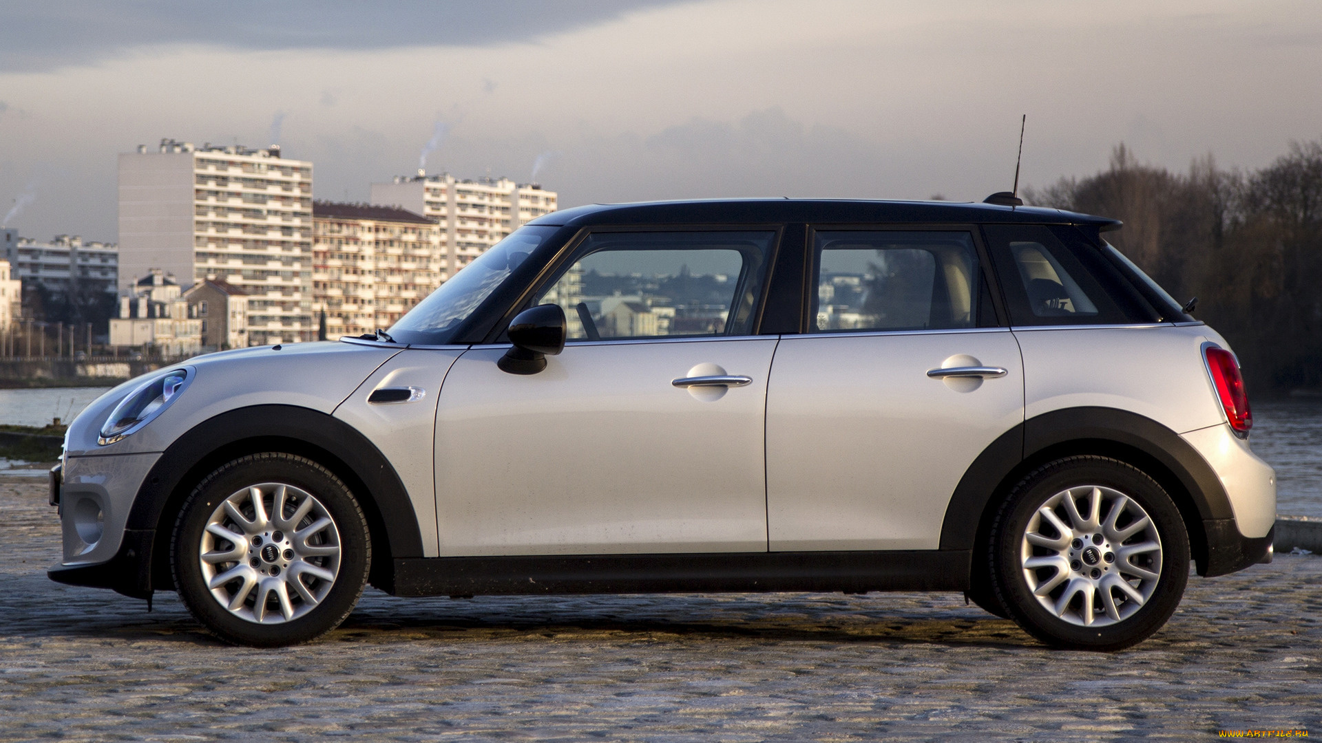 автомобили, mini